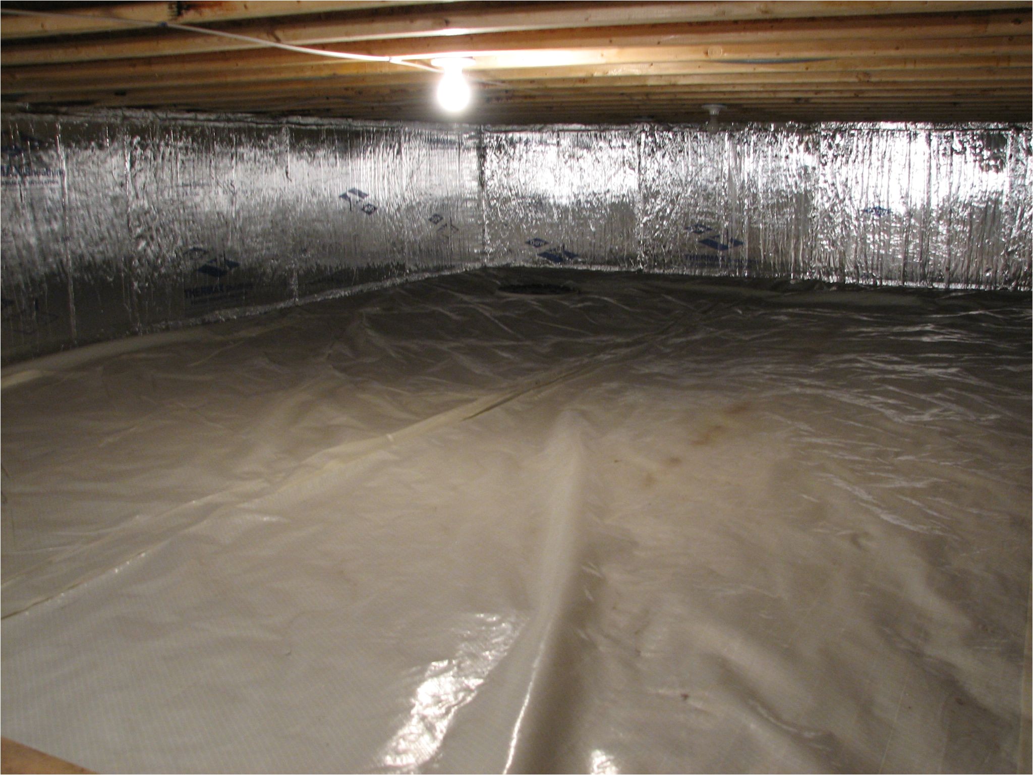crawl space foundation insulation vapor barrier