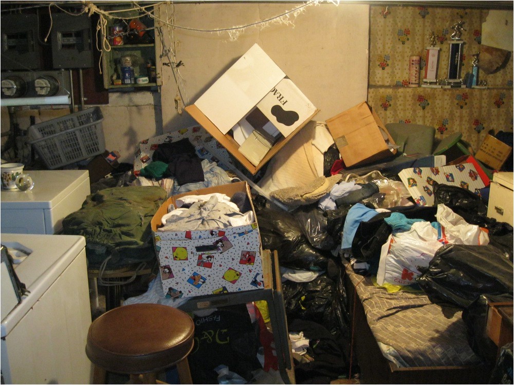 obsessive compulsive hoarding disorder house cleanup