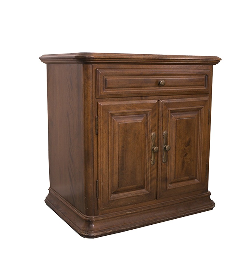 Ethan Allen Bedside Table Ethan Allen Bedside Table Ebth