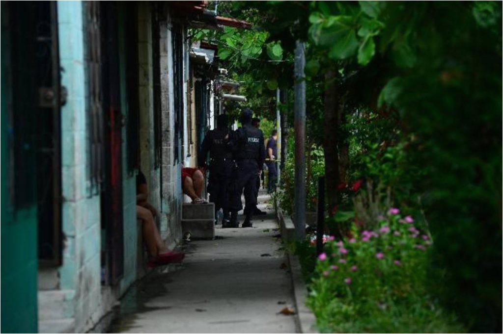 matan a policia y a su hijo en colonia la campanera