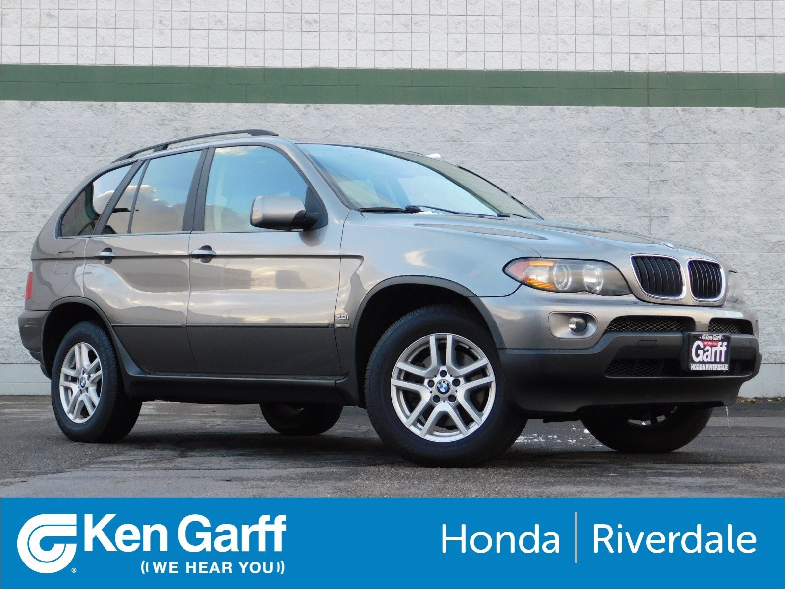 pre owned 2004 bmw x5 3 0i