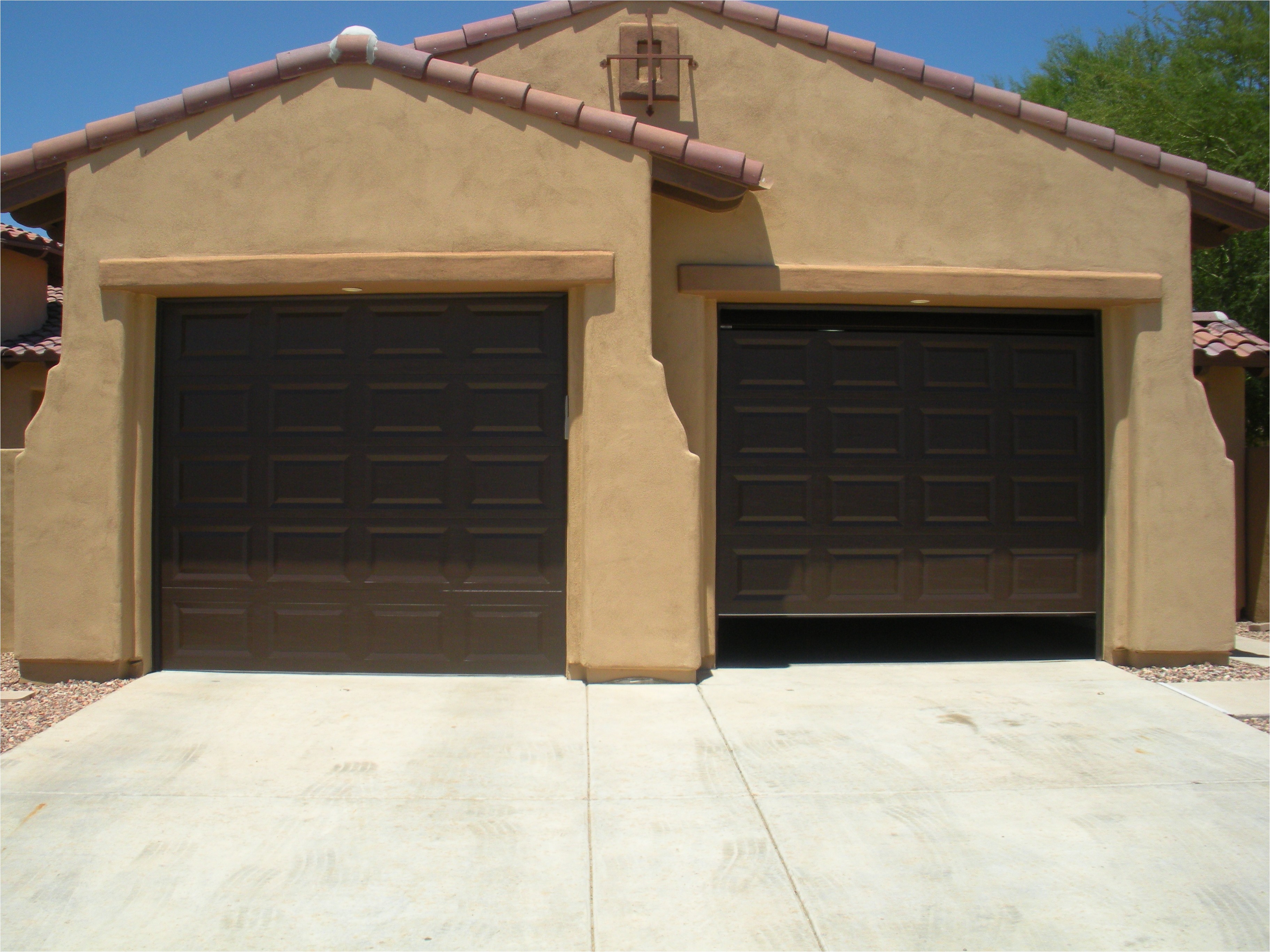 residential garage door images