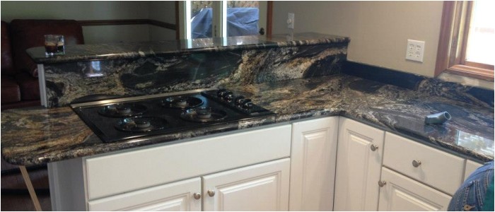 noturno gold granite