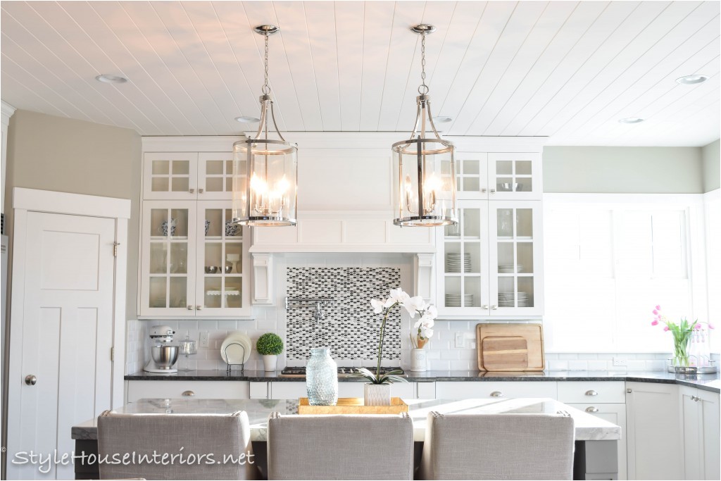how to decide spacing for island pendants