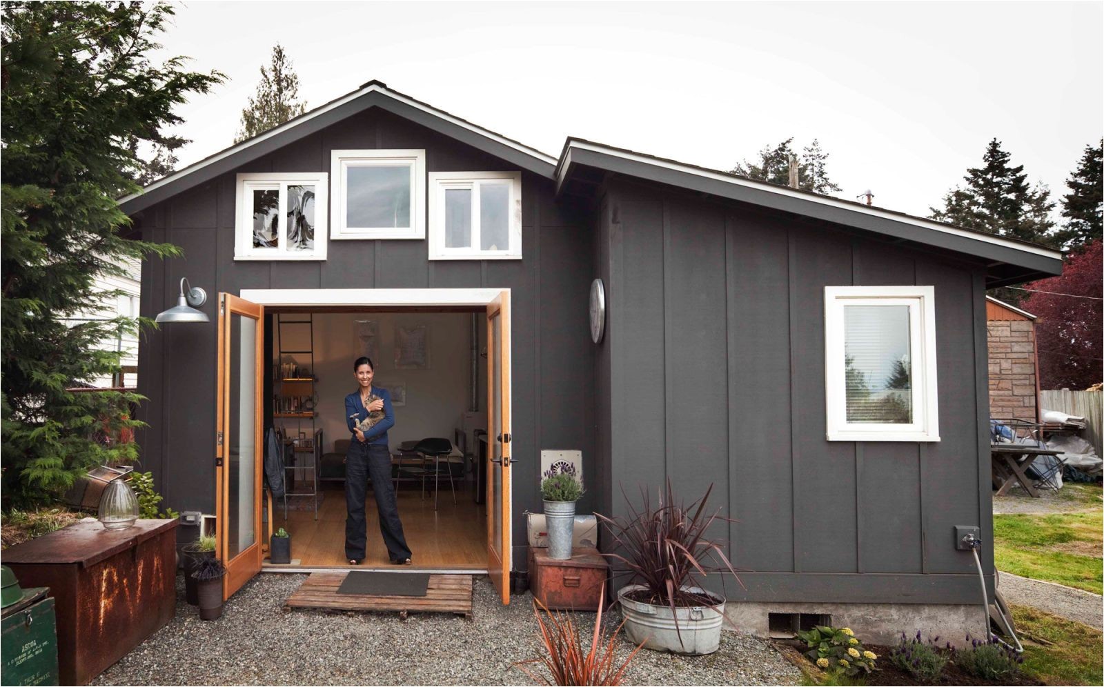 Prefab Single Car Garage Uk This Tiny House Used to Be A Shabby One Car Garage Car Garage