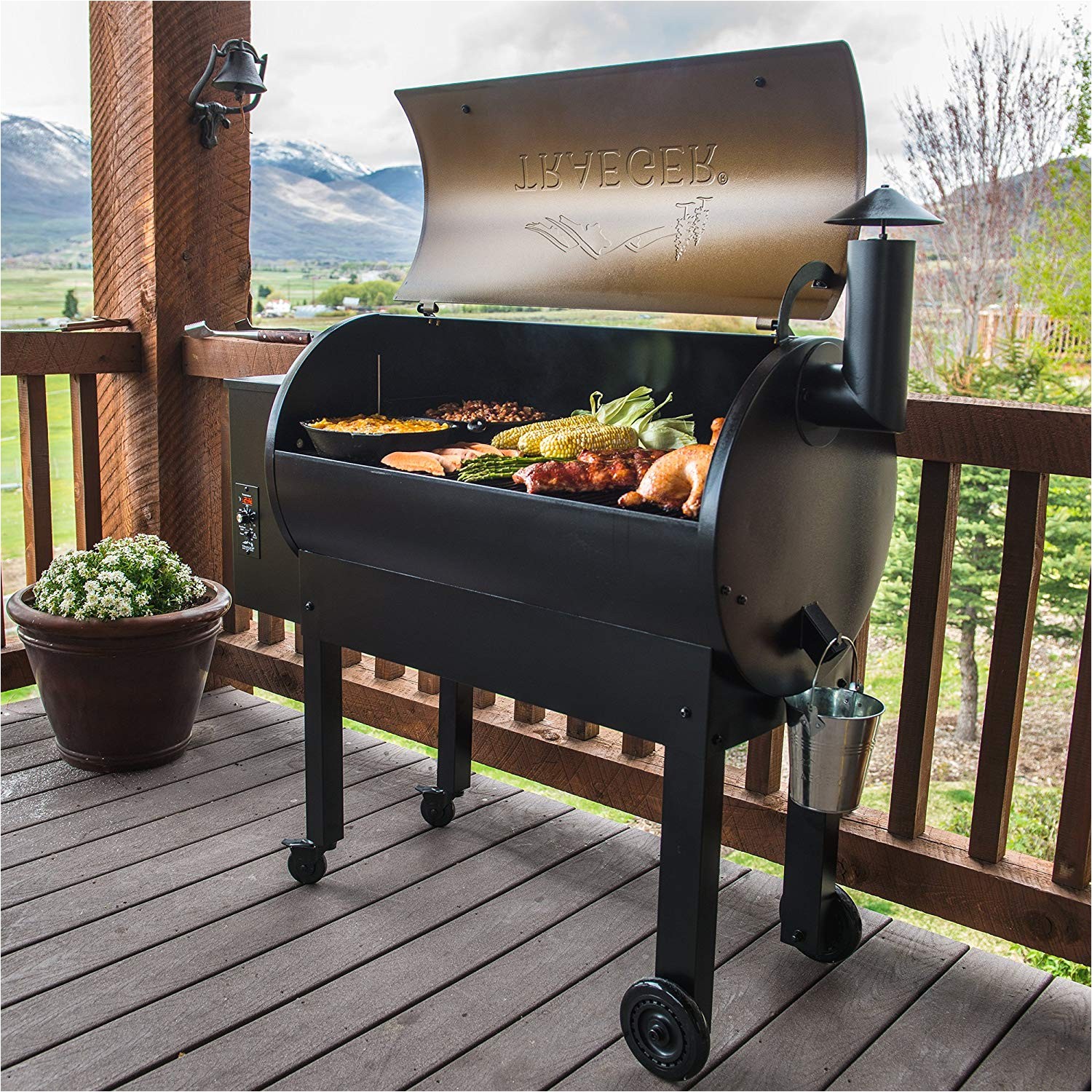 Traeger Grills Tfb38tca Renegade Elite Review Traeger Renegade Elite Grill Reviews Grilling Your Way to