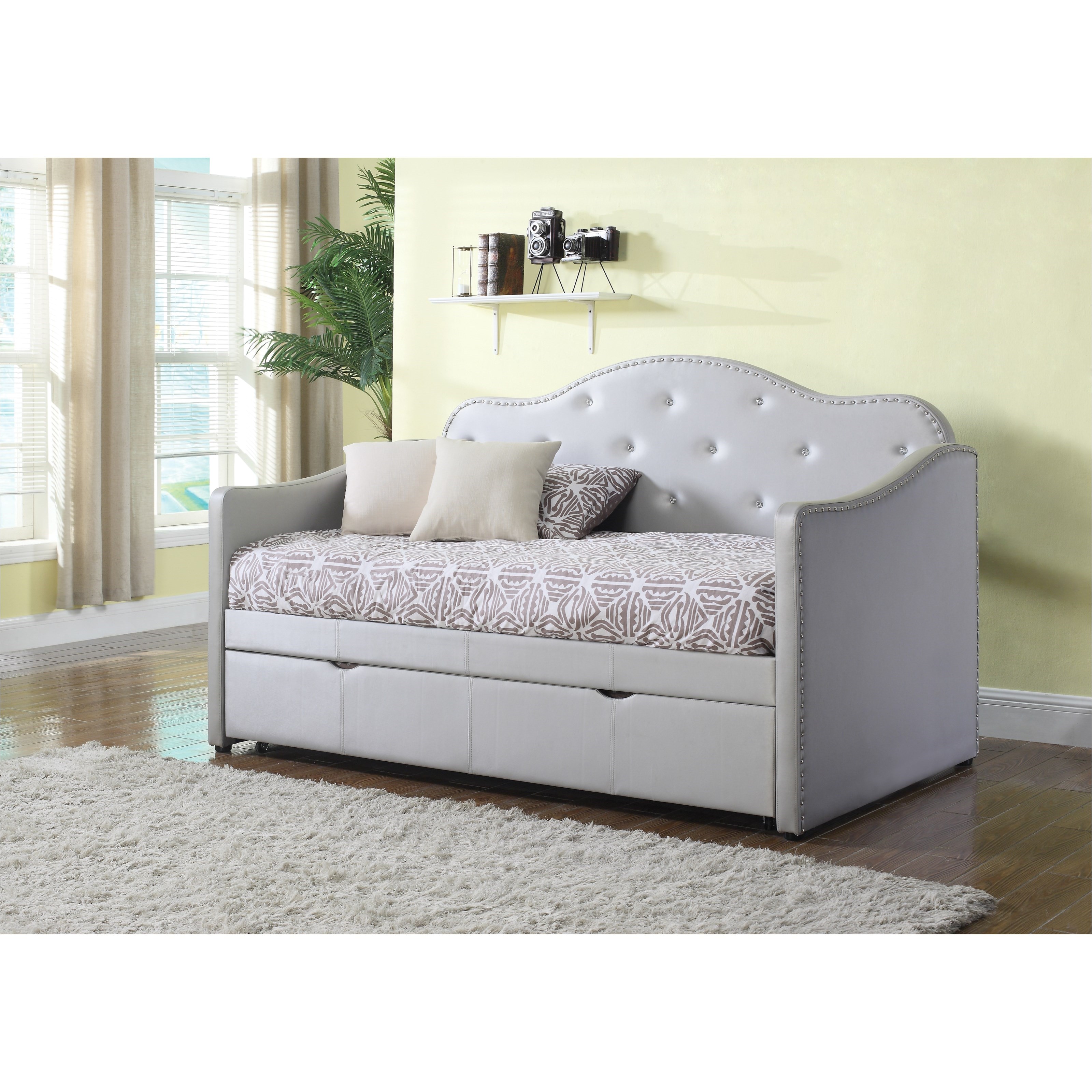 Value City Furniture Daybeds Coaster Daybeds by Coaster Upholstered Daybed with Trundle