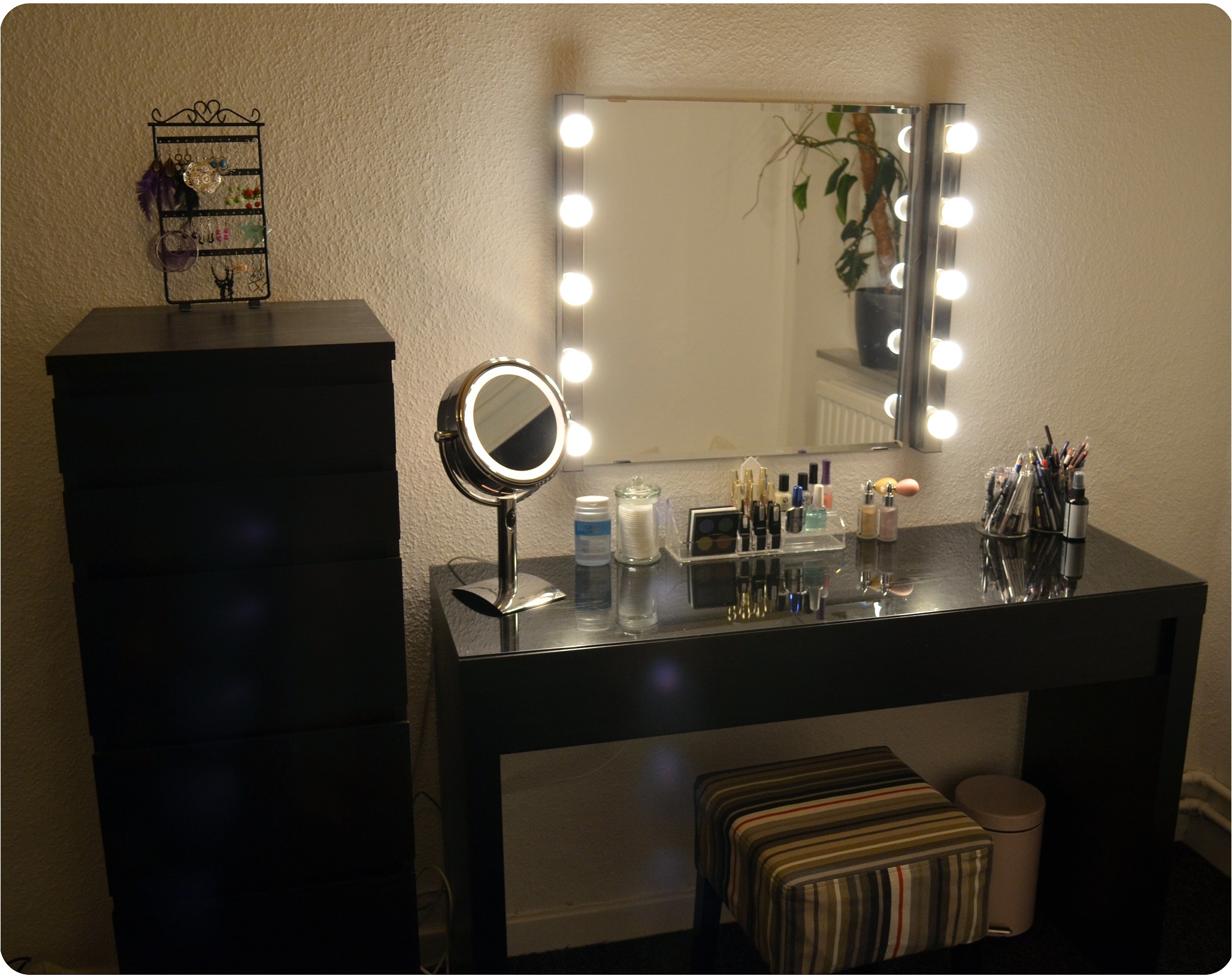 Vanity Mirror with Light Bulbs Ikea Ikea Malm Vanity Ikea Kolja Mirror Ikea Musik Vanity