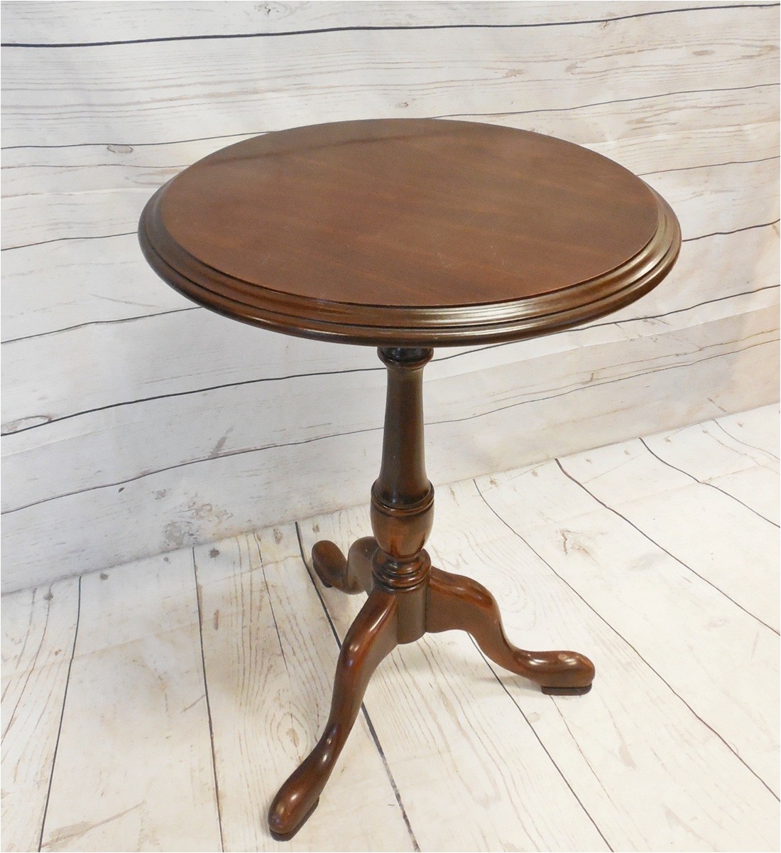 Vintage Ethan Allen Side Table Vintage Queen Anne Style Ethan Allen Cherry Round Pedestal