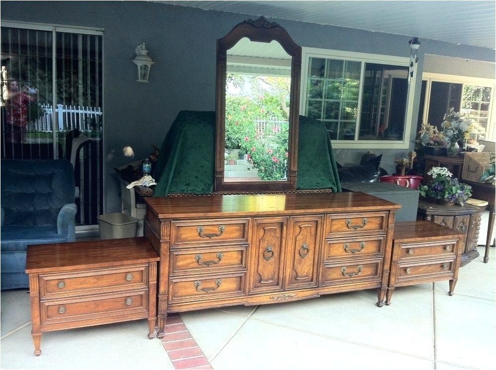 Vintage Thomasville Furniture Bedroom Set Vintage Thomasville Bedroom Set Downloadcs Club