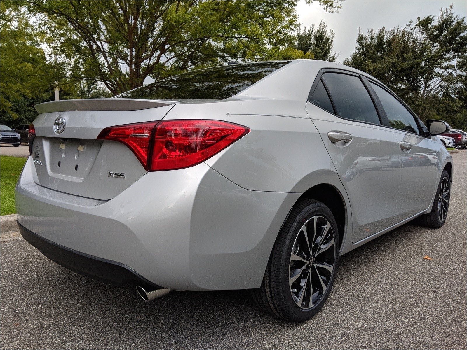 new 2019 toyota corolla xse