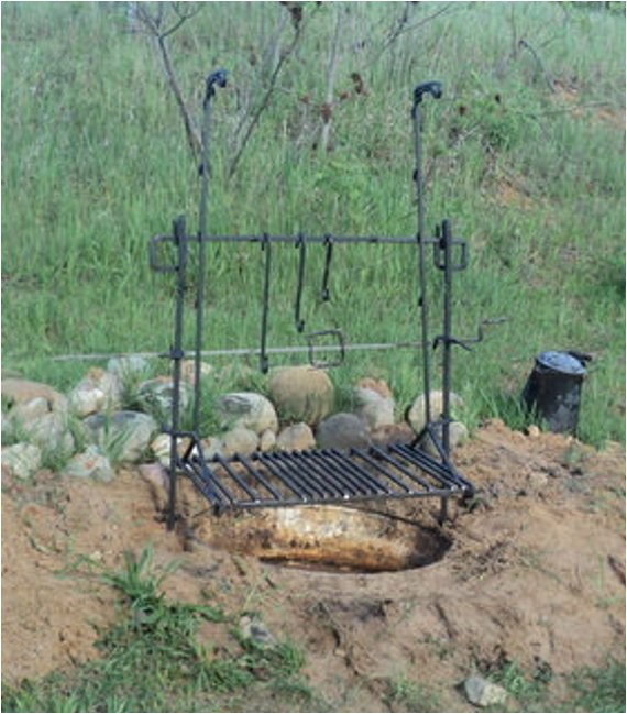 deluxe adjustable camp fire grill