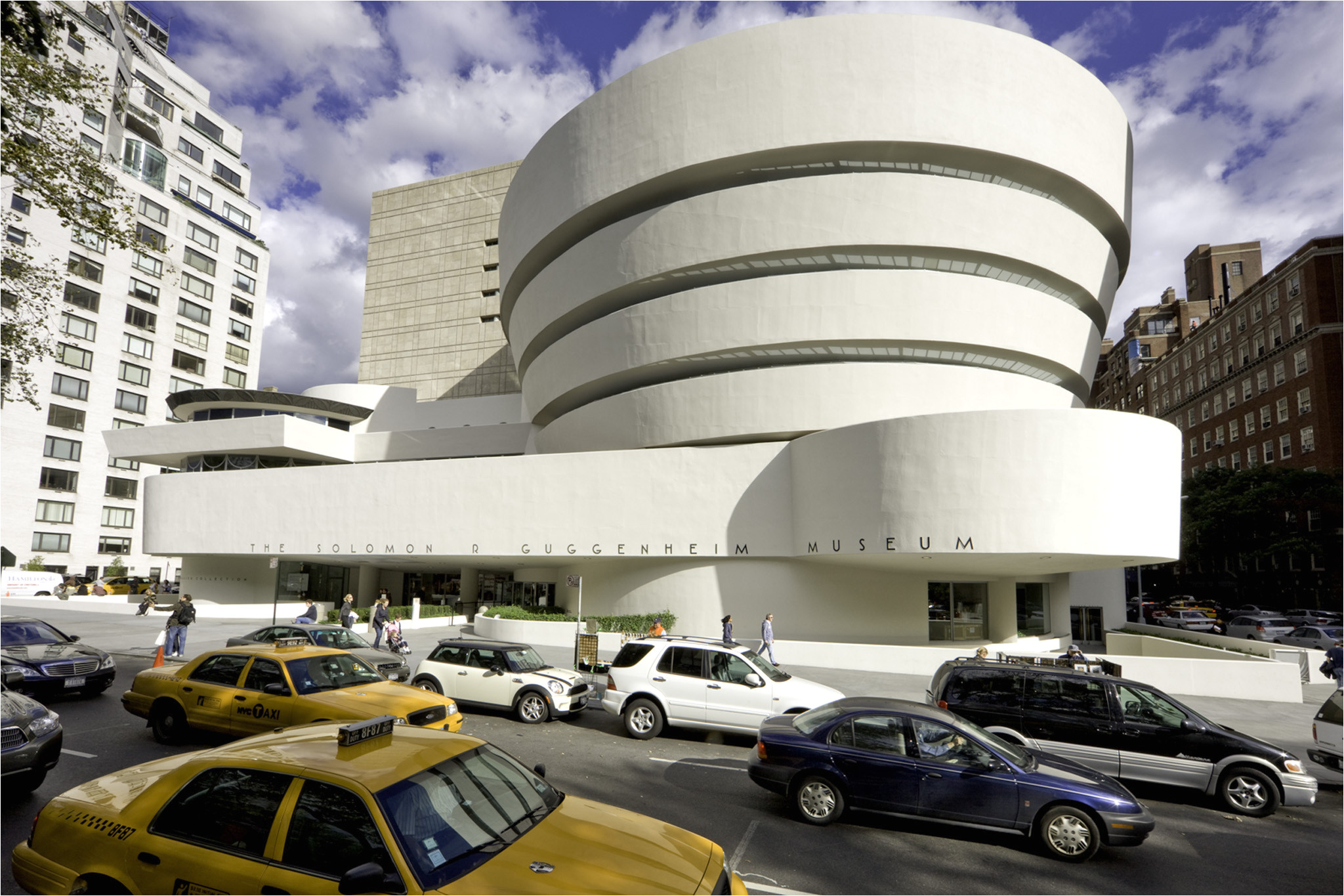 solomon r guggenheim museum