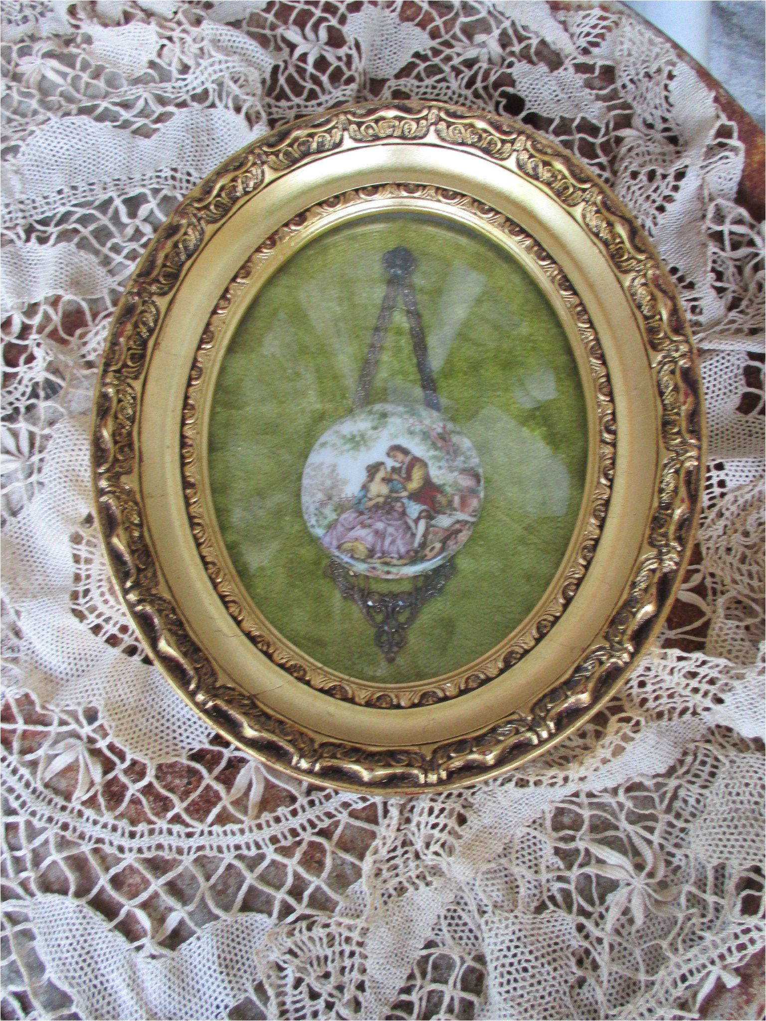reduced vtg gold gesso framed porcelain fragonard style young lovers garden cameo button on velvet oval convex bubble glass picture frame by