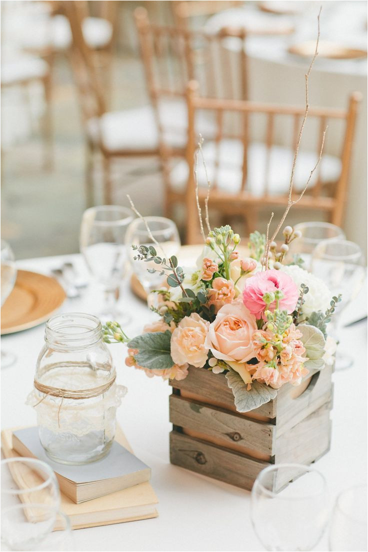 10 fotos de centros de mesa sencillos para boda