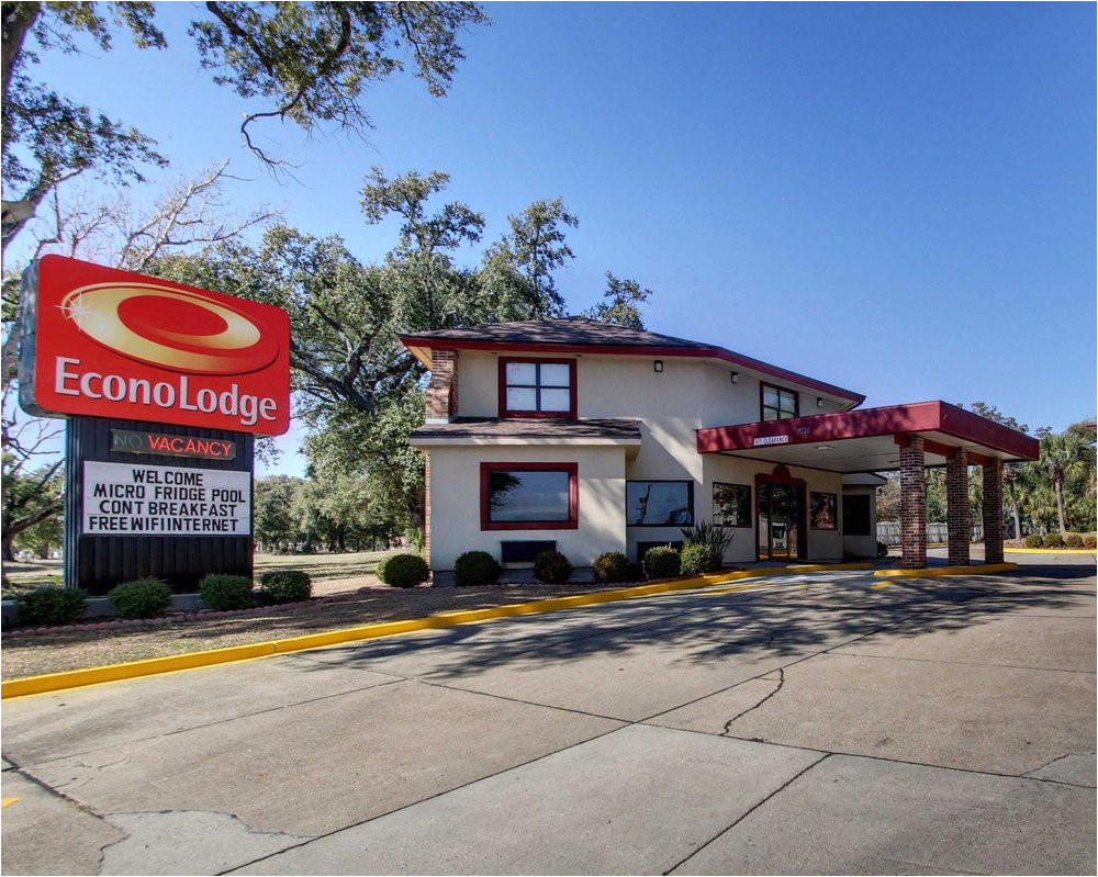 econo lodge biloxi beach north 26 photos hotels 1776 beach blvd biloxi ms phone number last updated january 18 2019 yelp