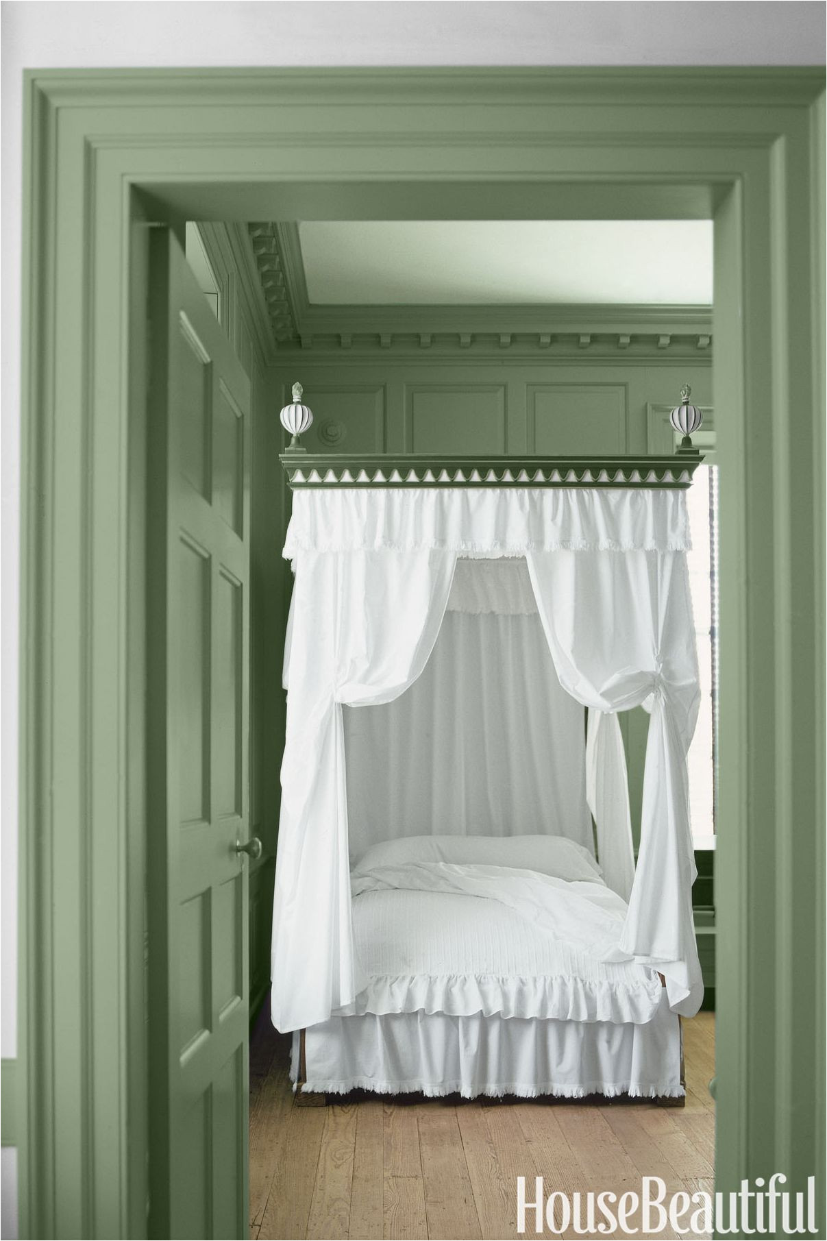 10 sage green paint colors that bring peace and calm best sage green paint colors
