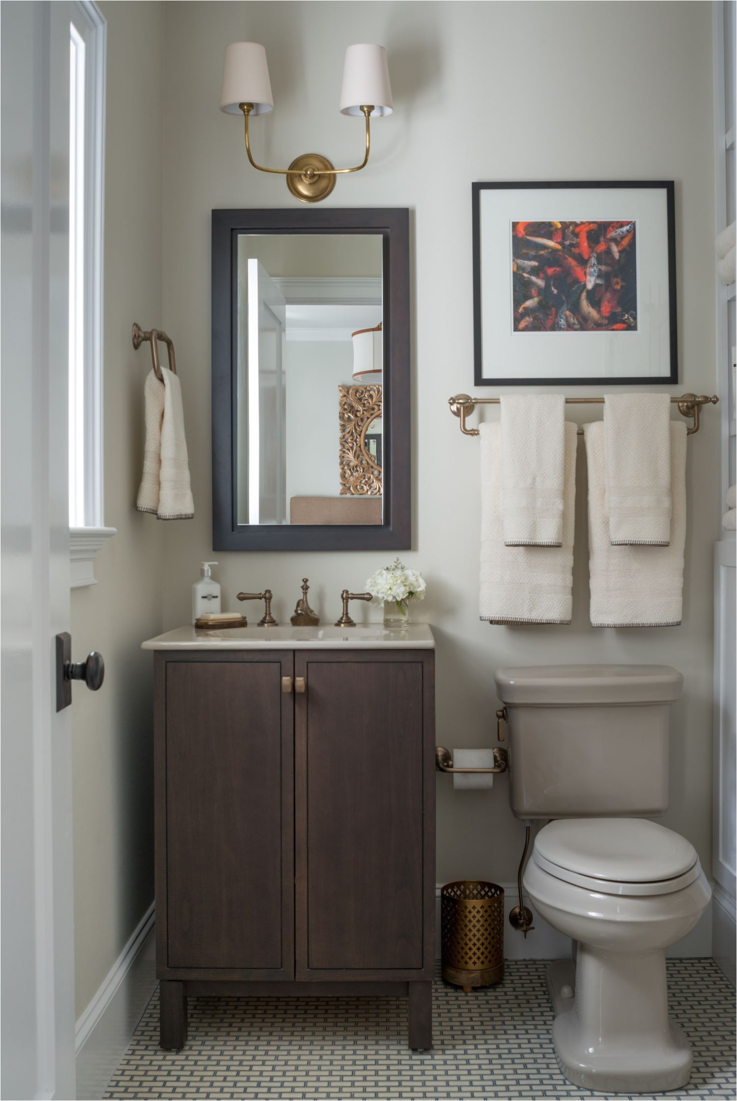 Benjamin Moore Winter Gray Bathroom Mondavihome Guest Bathroom with Benjamin Moore S Walls Aura Bath