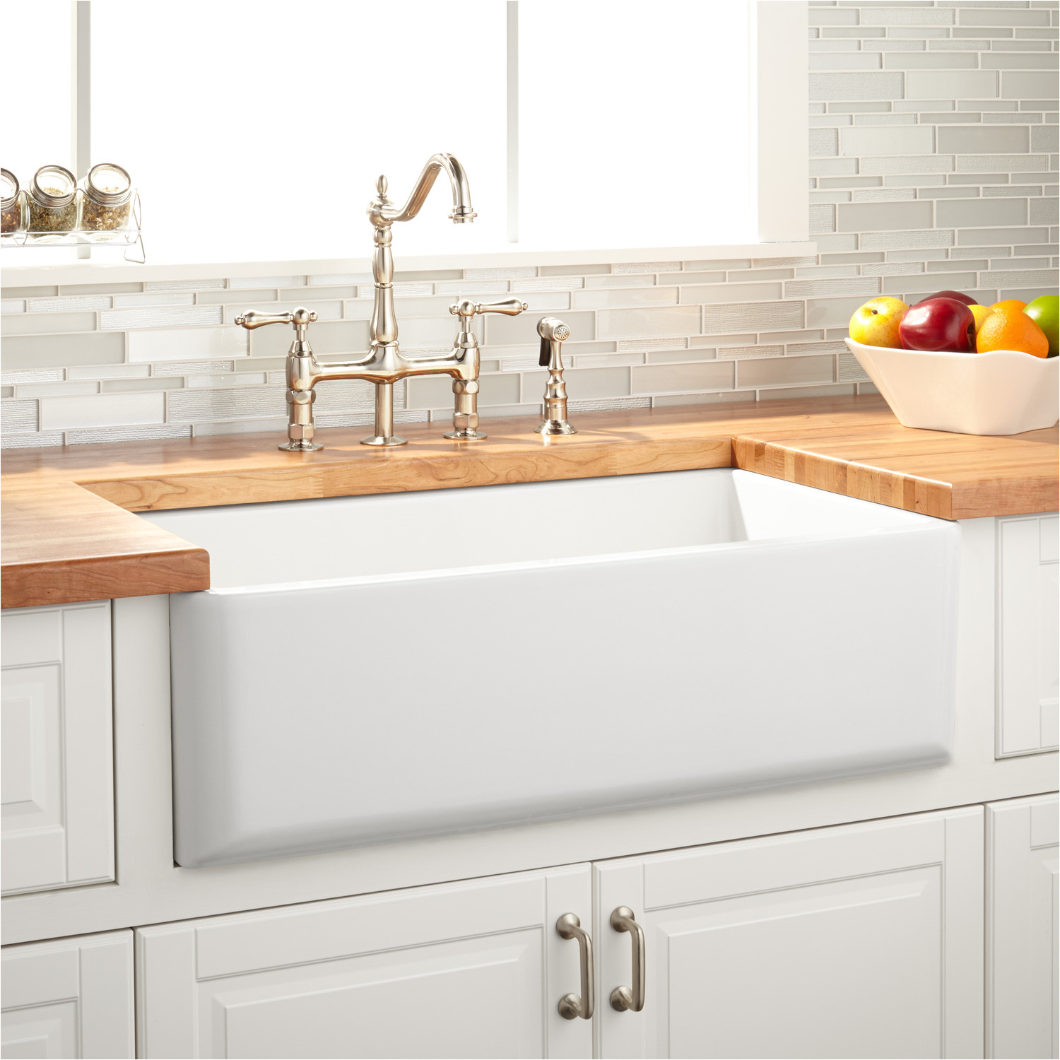 Best Farmhouse Sink for the Money 33 Grigham Reversible Fireclay Farmhouse Sink White Kitchen