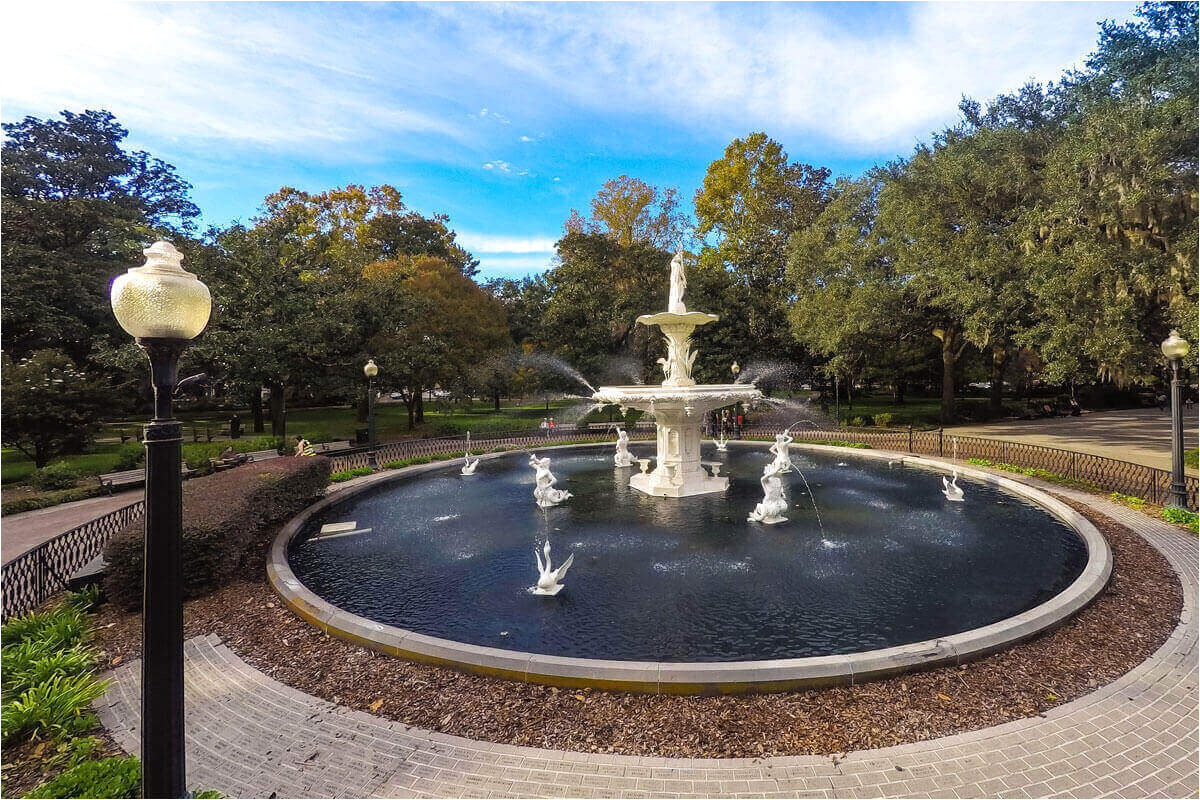 savannah forsyth park