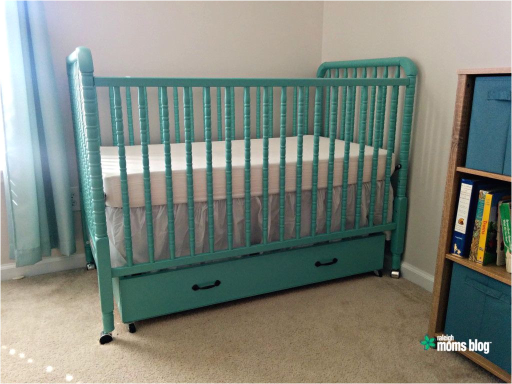 jenny s diy trundle drawer is easy to make and conveniently slides under the crib downloadable plans included