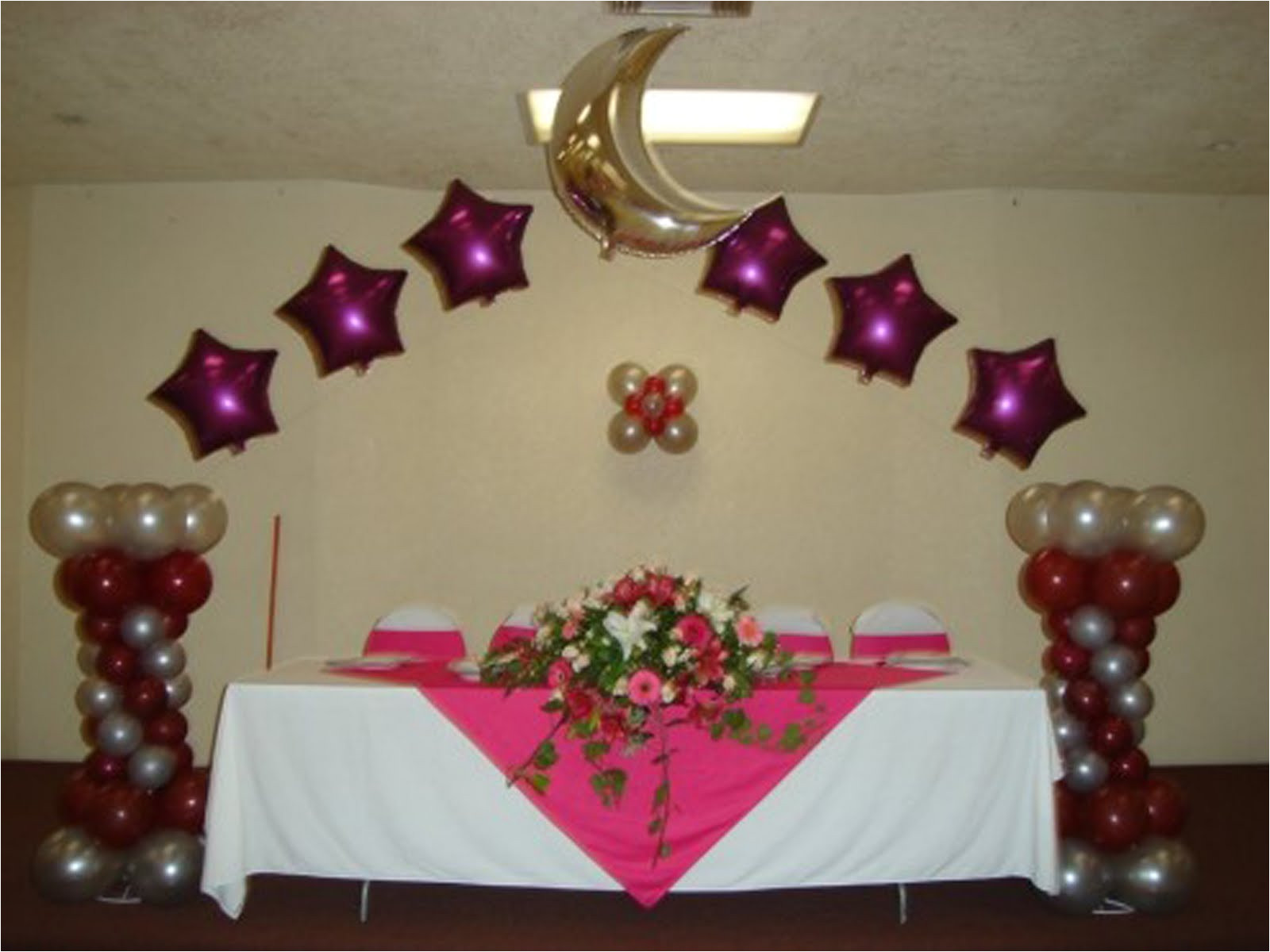 paquete decoracia n xv aa os con globos y telas