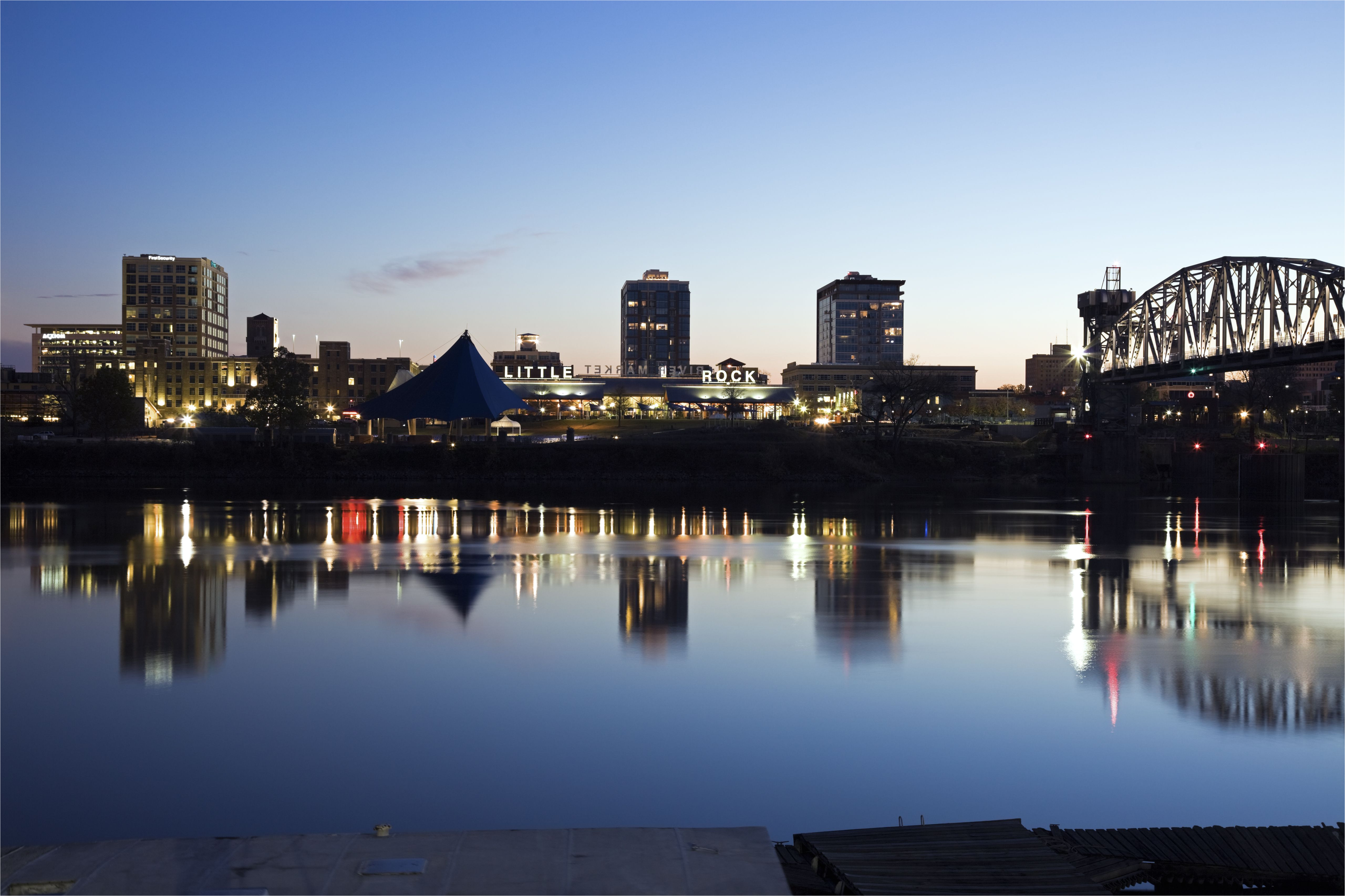 usa arkansas little rock downtown skyline illuminated at night 114851288 593bdeb43df78c537b7d42fc jpg