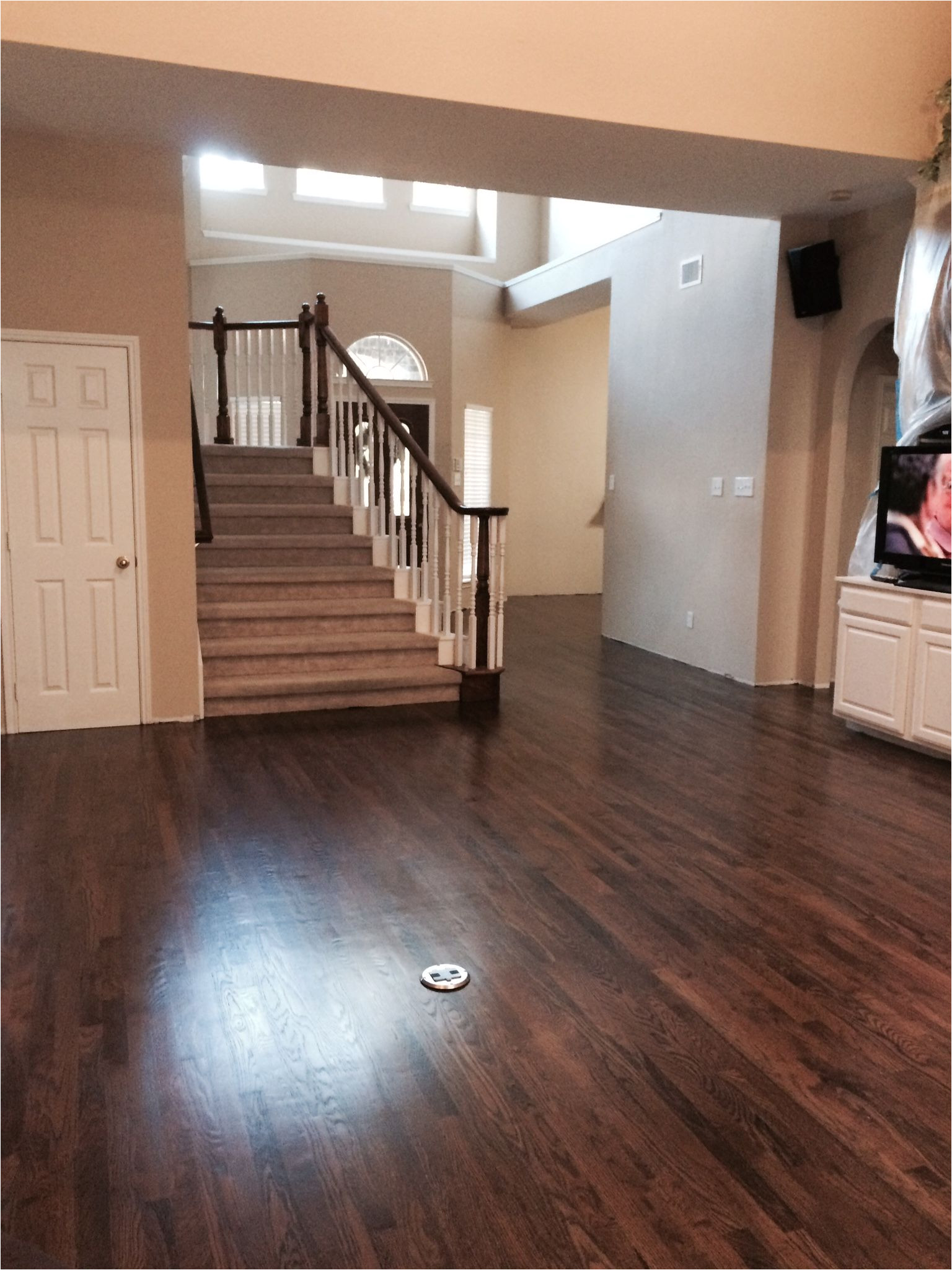 Glitsa Wood Flour Cement Dark Walnut Stain On White Oak Hardwood Remodel 1 Floors