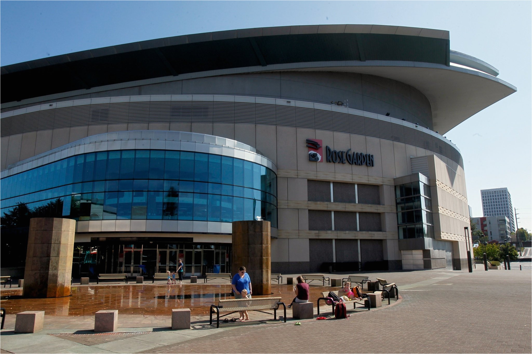 letters rose garden moda center and portland s arena identity oregonlive com