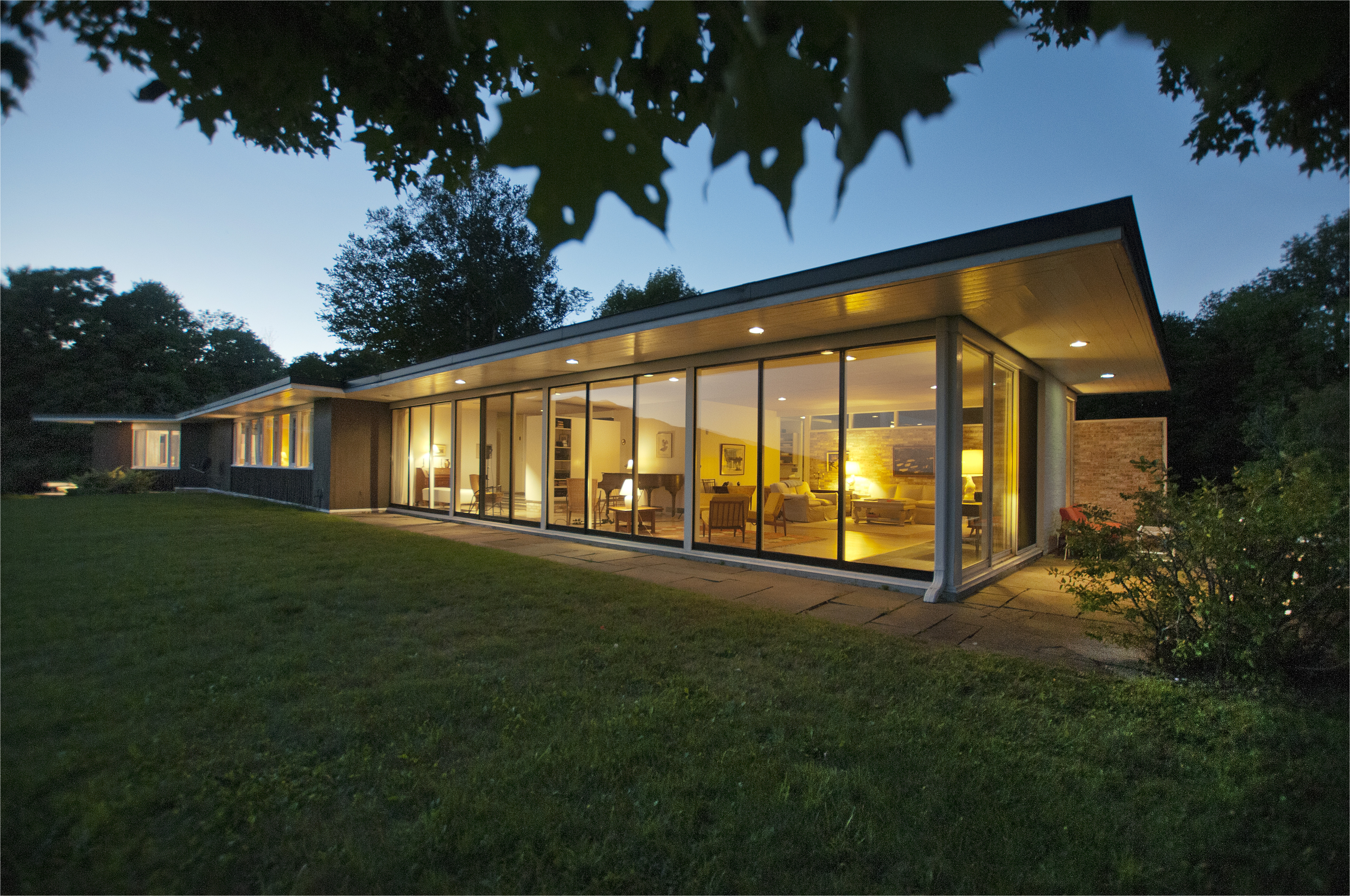 midcentury modern on 135 acres asks 1 2m