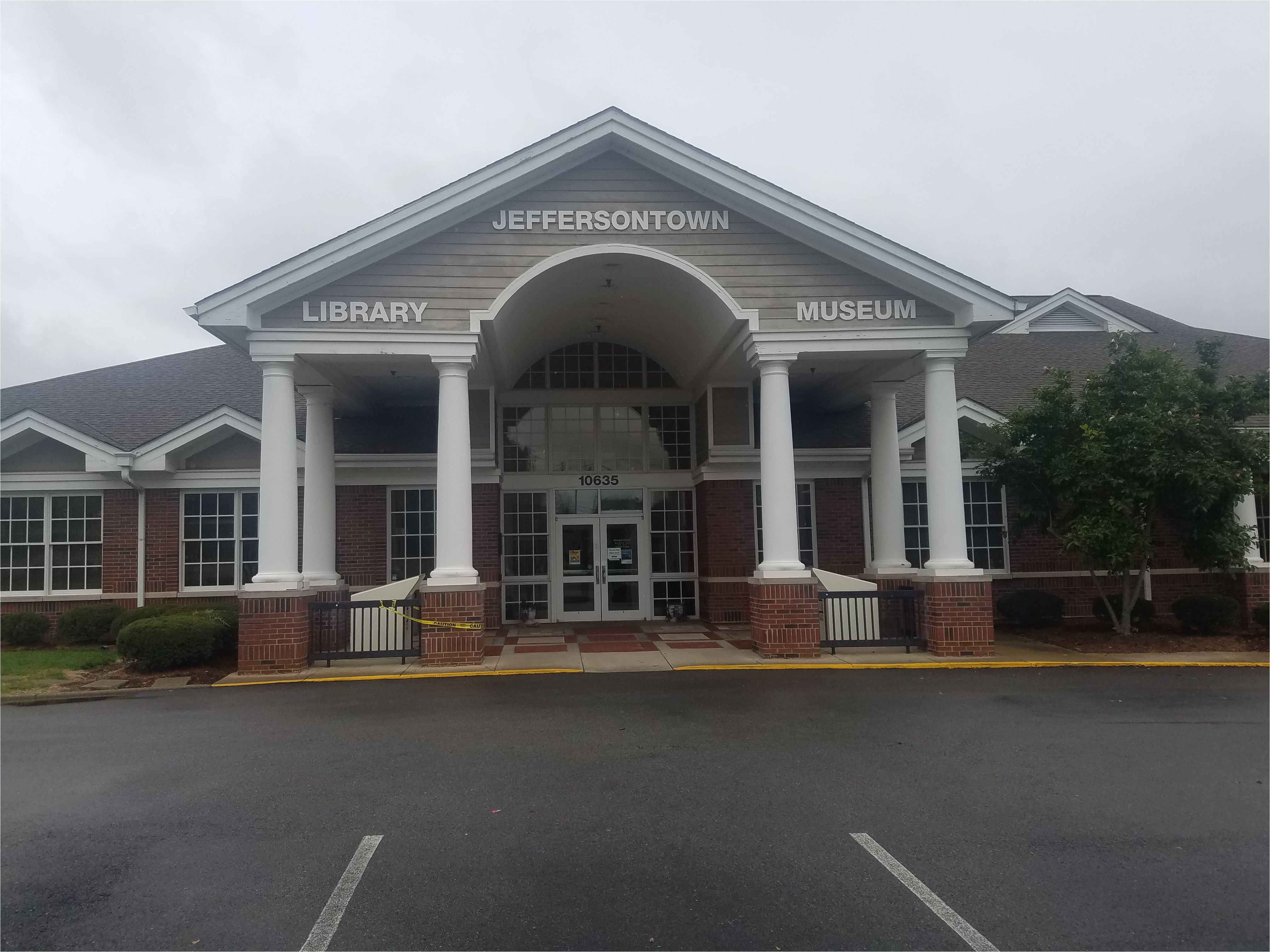 jeffersontown ky library main entrance july 2017 5ae15a63a474be00366496f7 jpg