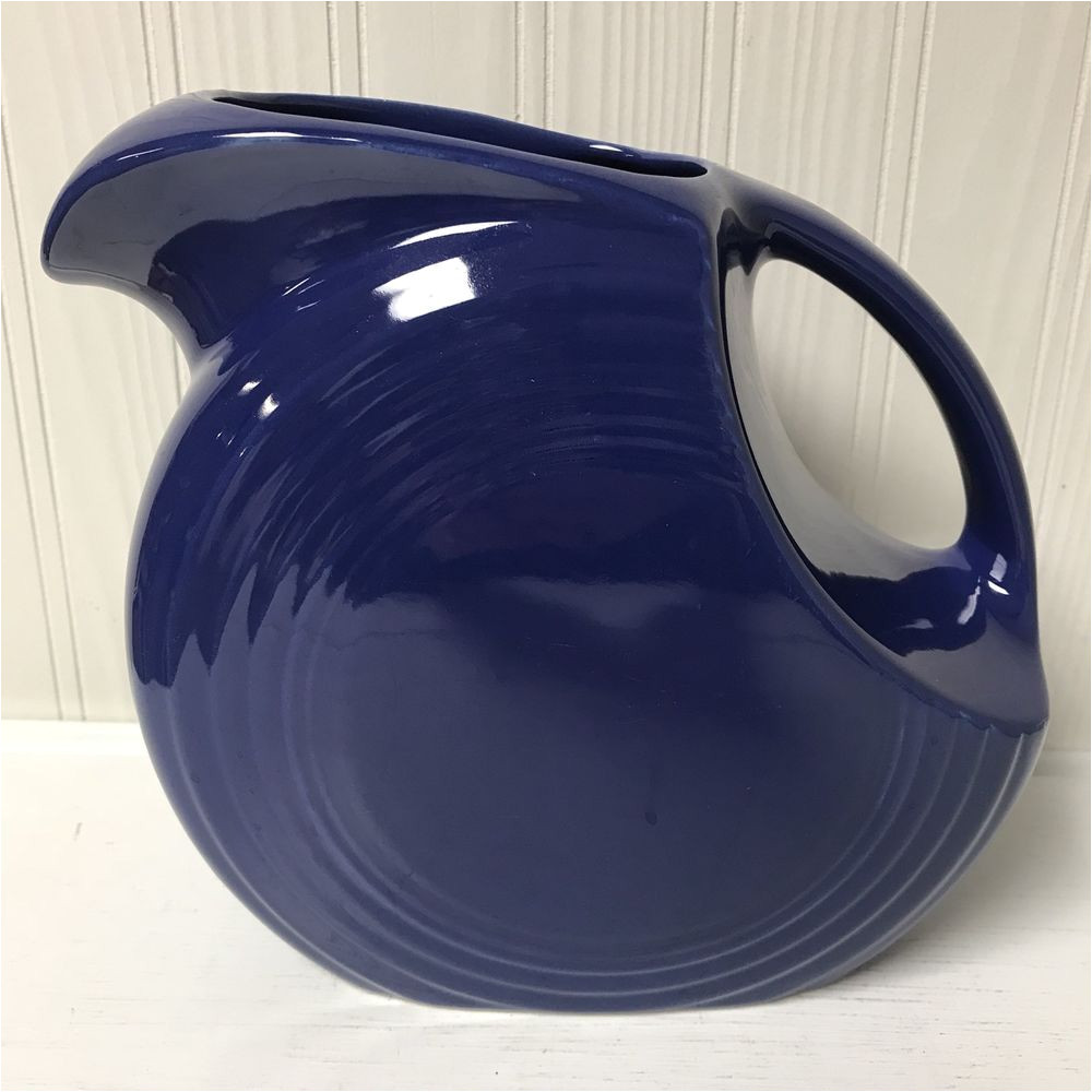 fiesta vintage cobalt blue 64oz large water disk pitcher fiestaware ebay