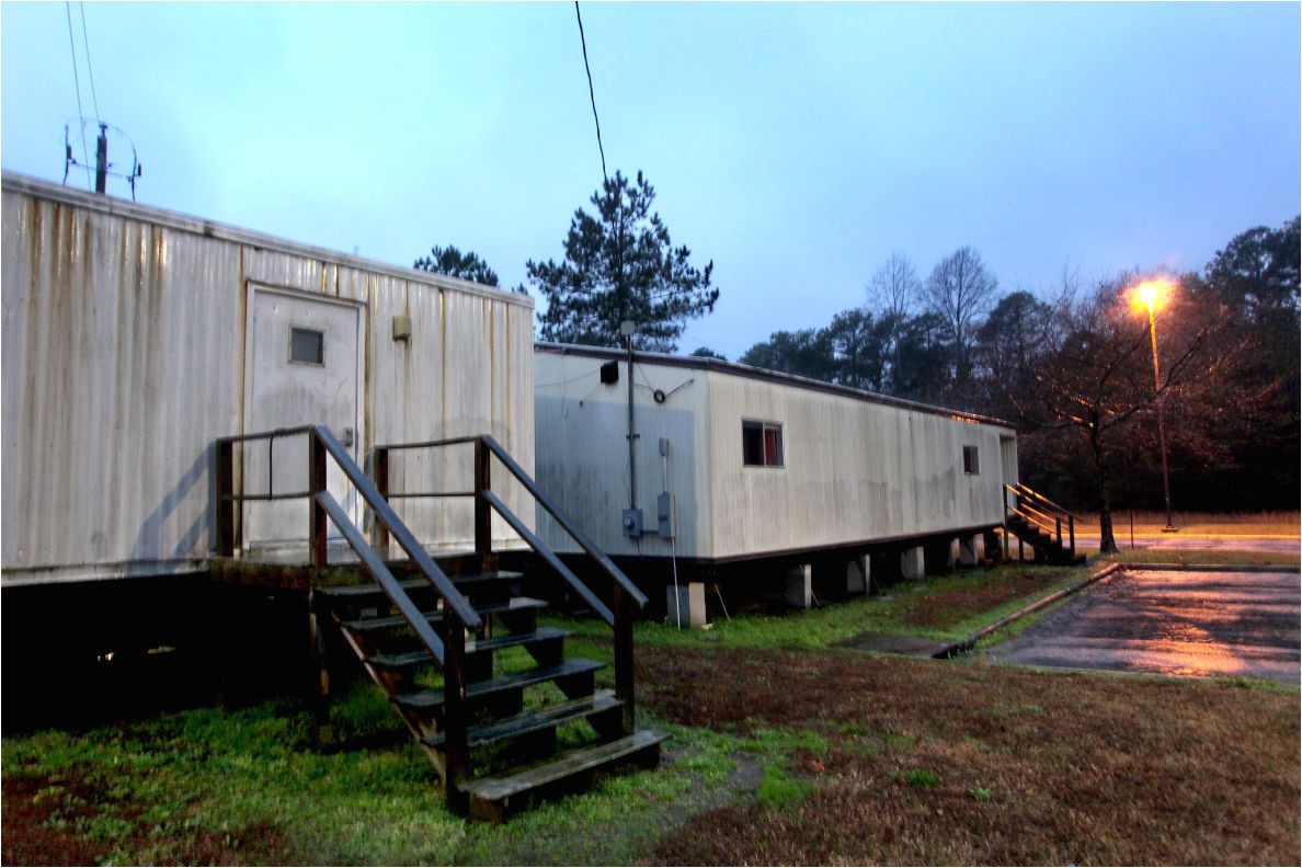 hickory residents loudly tell chesapeake school board they don t support rezoning