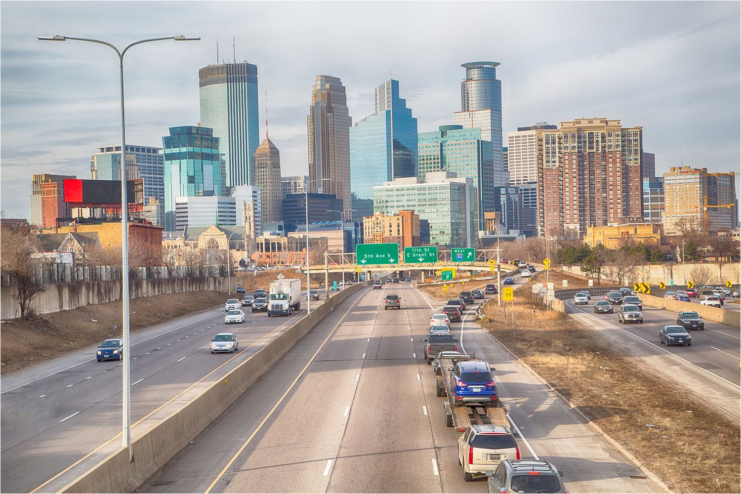 minneapolis traffic 594ae45f3df78cae81a610ec jpg