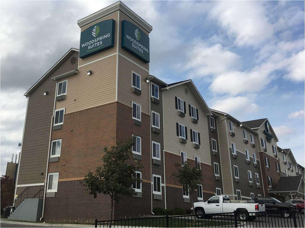 woodspring suites kansas city stadium 80 i 9i 6i prices hotel reviews mo tripadvisor