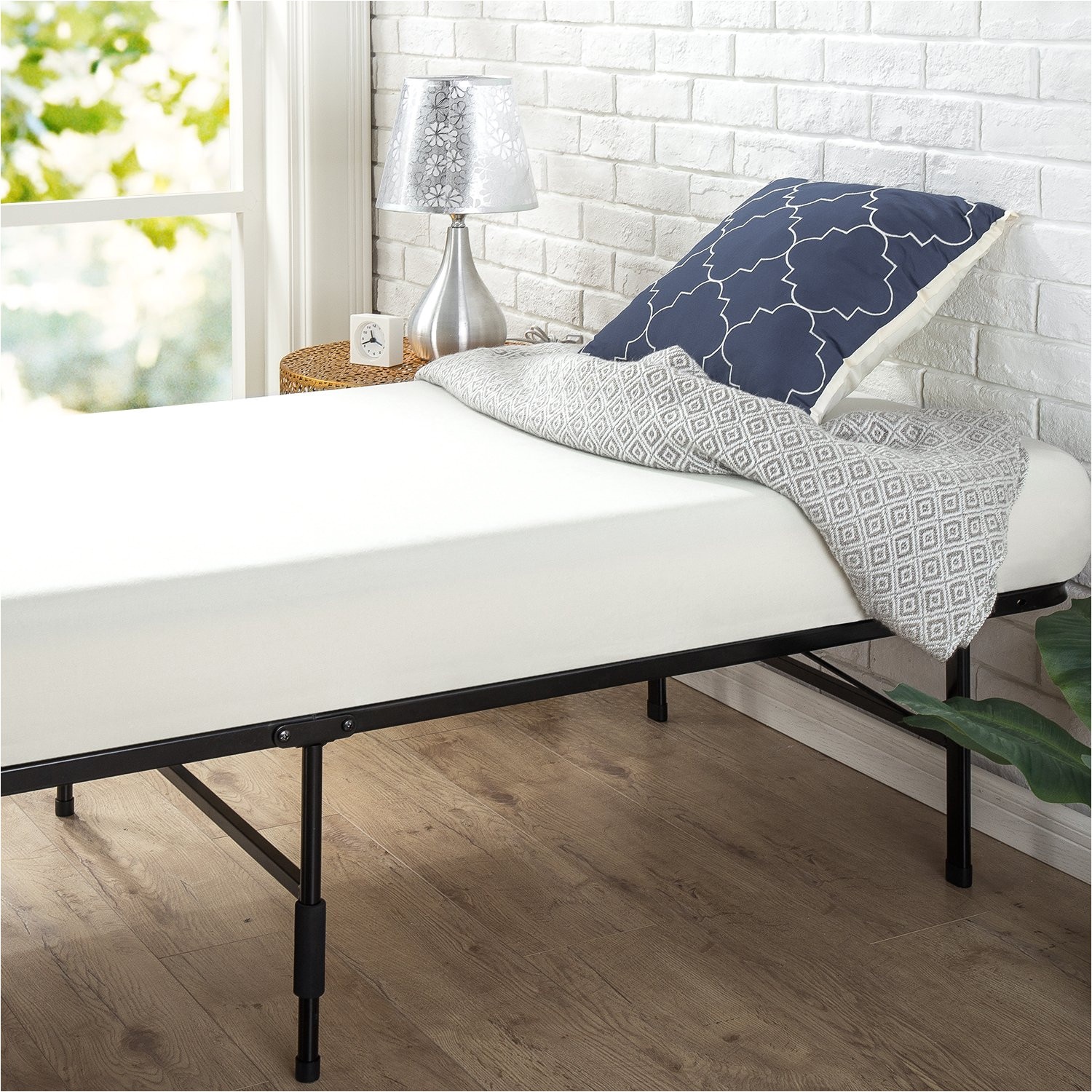 get quotations a zinus 14 inch smartbase mattress foundation cot size 30 x 75