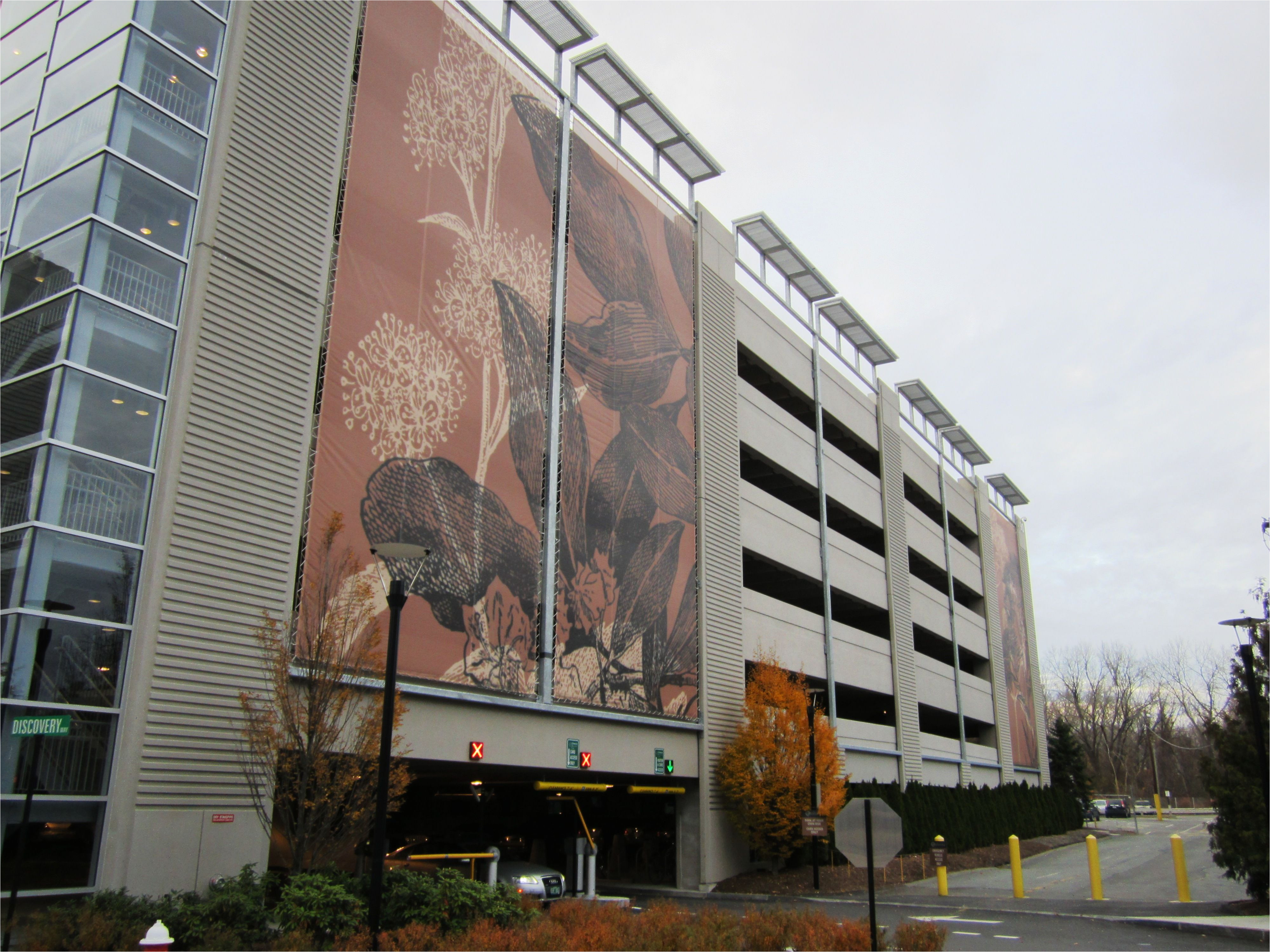 cambridge discovery office park parking garage completed by ohio grating inc