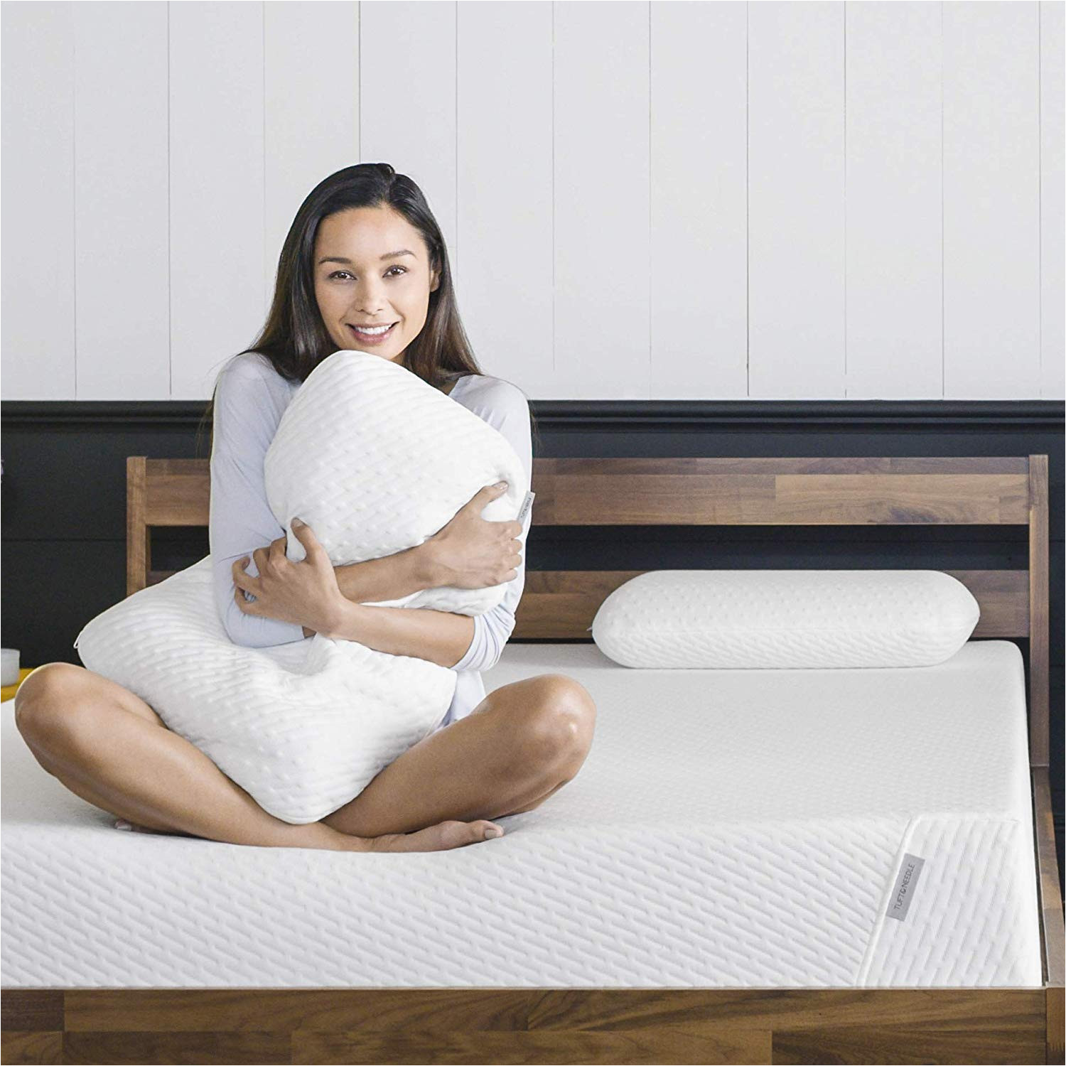 amazon com tuft needle queen mattress bed in a box t n adaptive foam sleeps cooler with more pressure relief support than memory foam