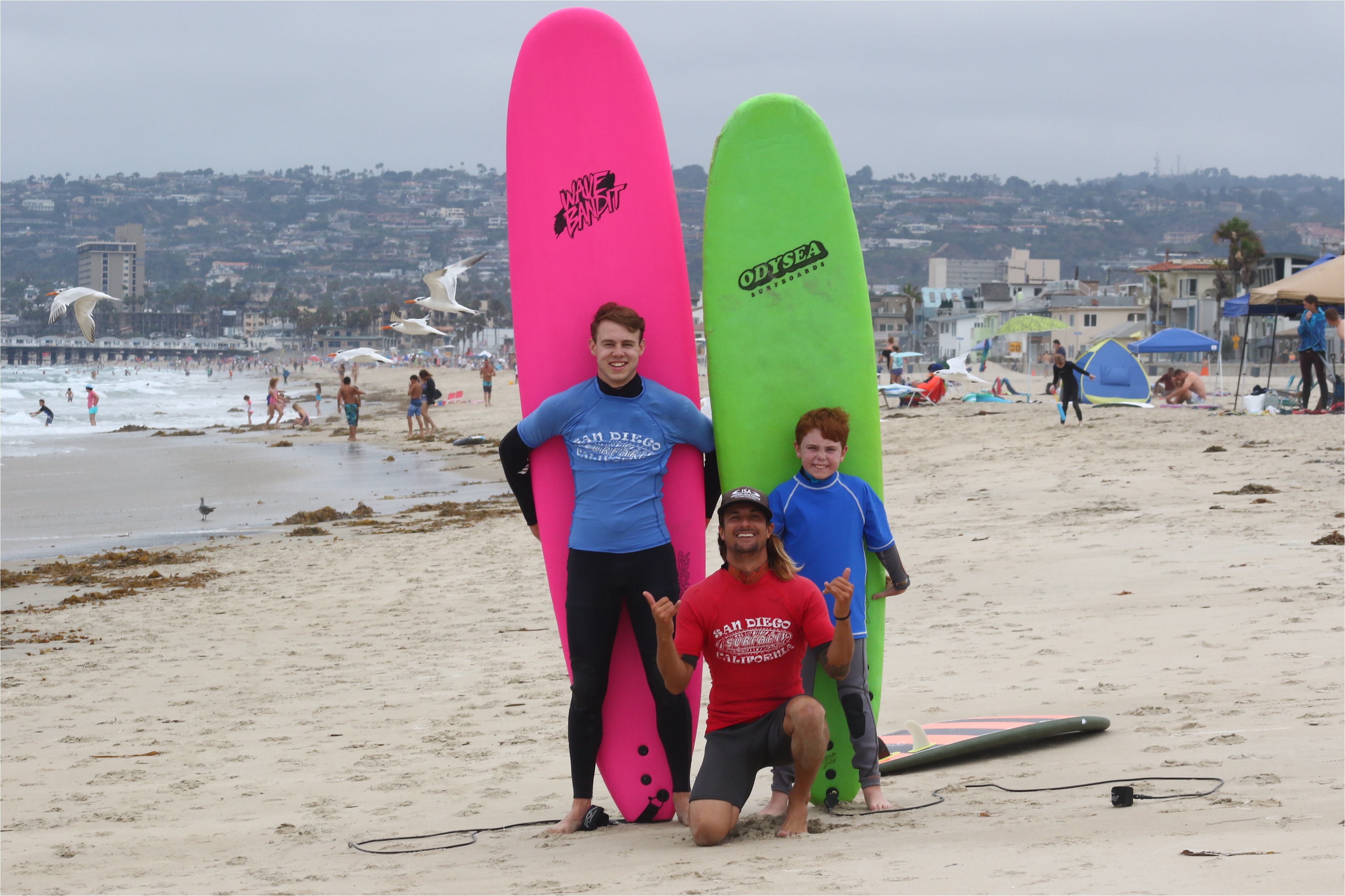 san diego surf lessons learn how to surf in san diego with surfari surf school we offer daily lessons from our convenient location in mission beach