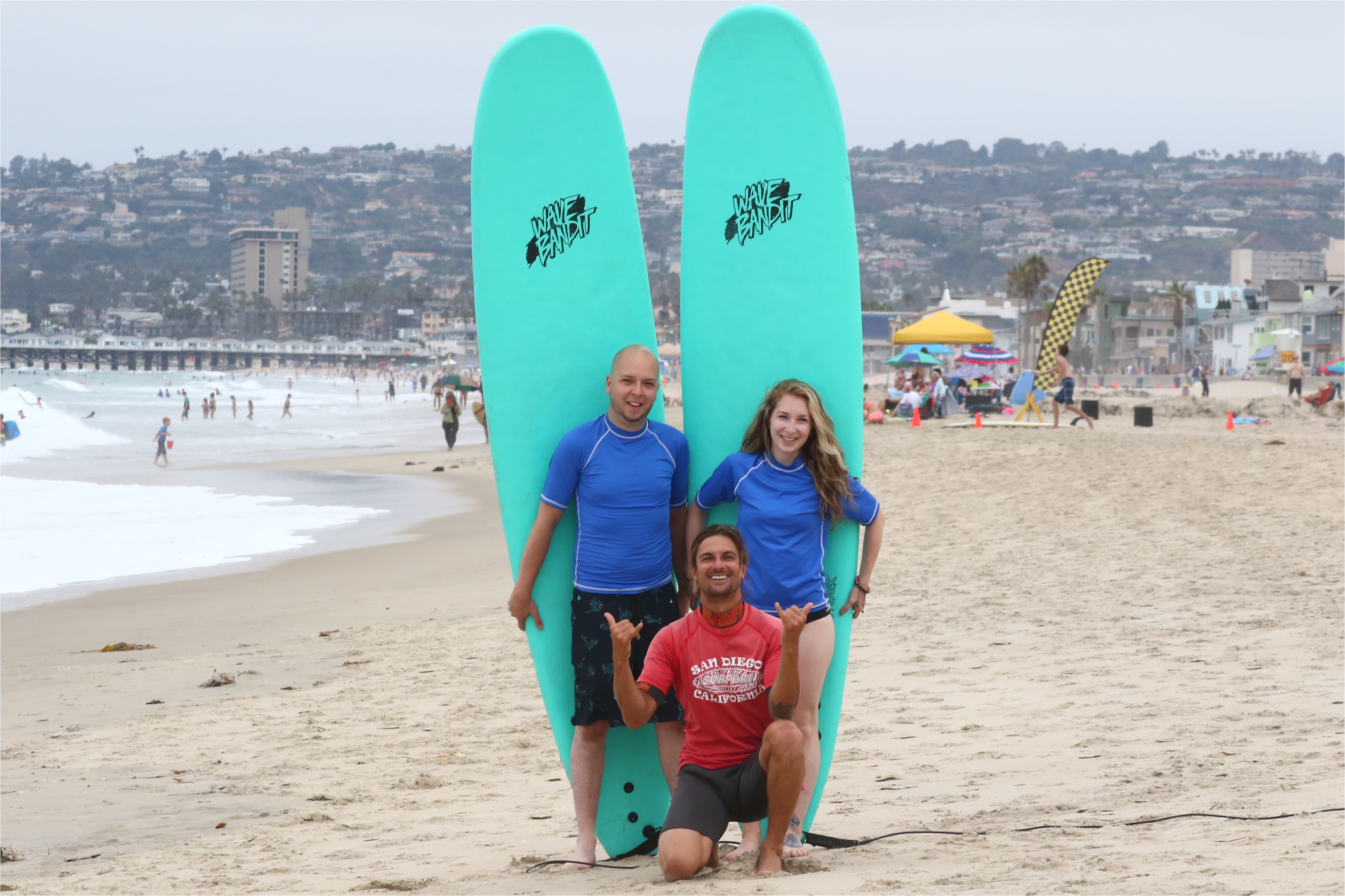san diego surf lessons learn how to surf in san diego with surfari surf school we offer daily lessons from our convenient location in mission beach