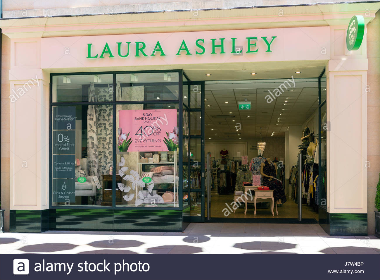 Superstore Leamington Click and Collect Laura ashley Store Stockfotos Laura ashley Store Bilder Alamy