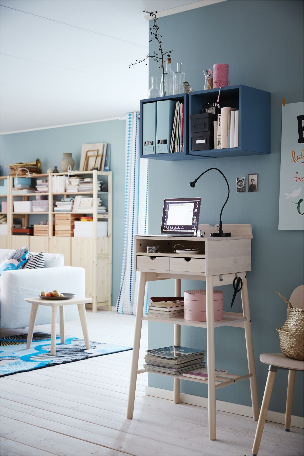 knotten hoge tafel ikea ikeanl ikeanederland bureau berken inspiratie wooninspiratie interieur wooninterieur kamer studeerkamer werkkamer werkplek werken