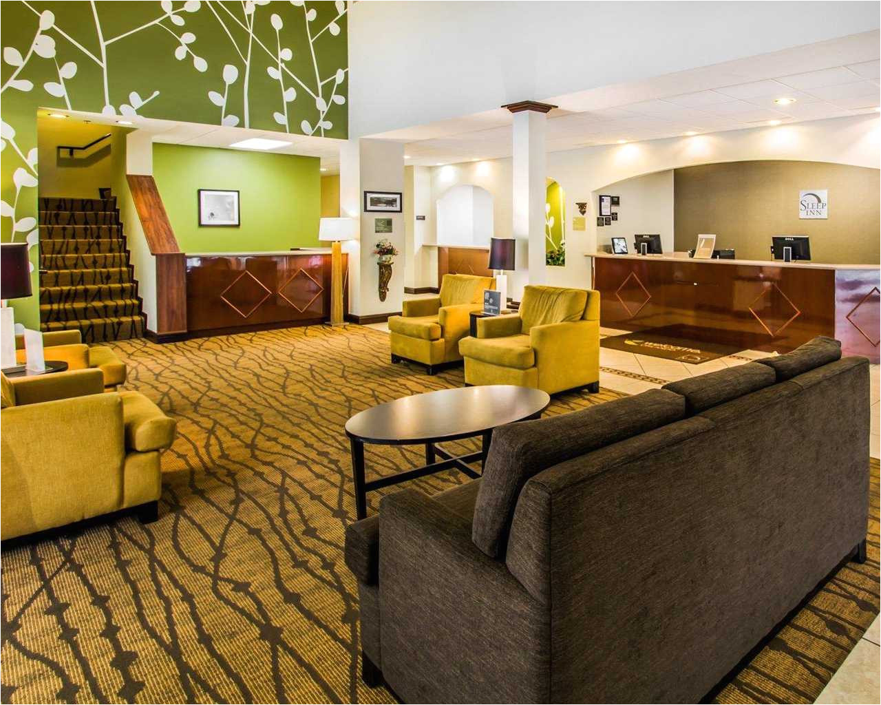 sleep inn orlando airport lobby 1