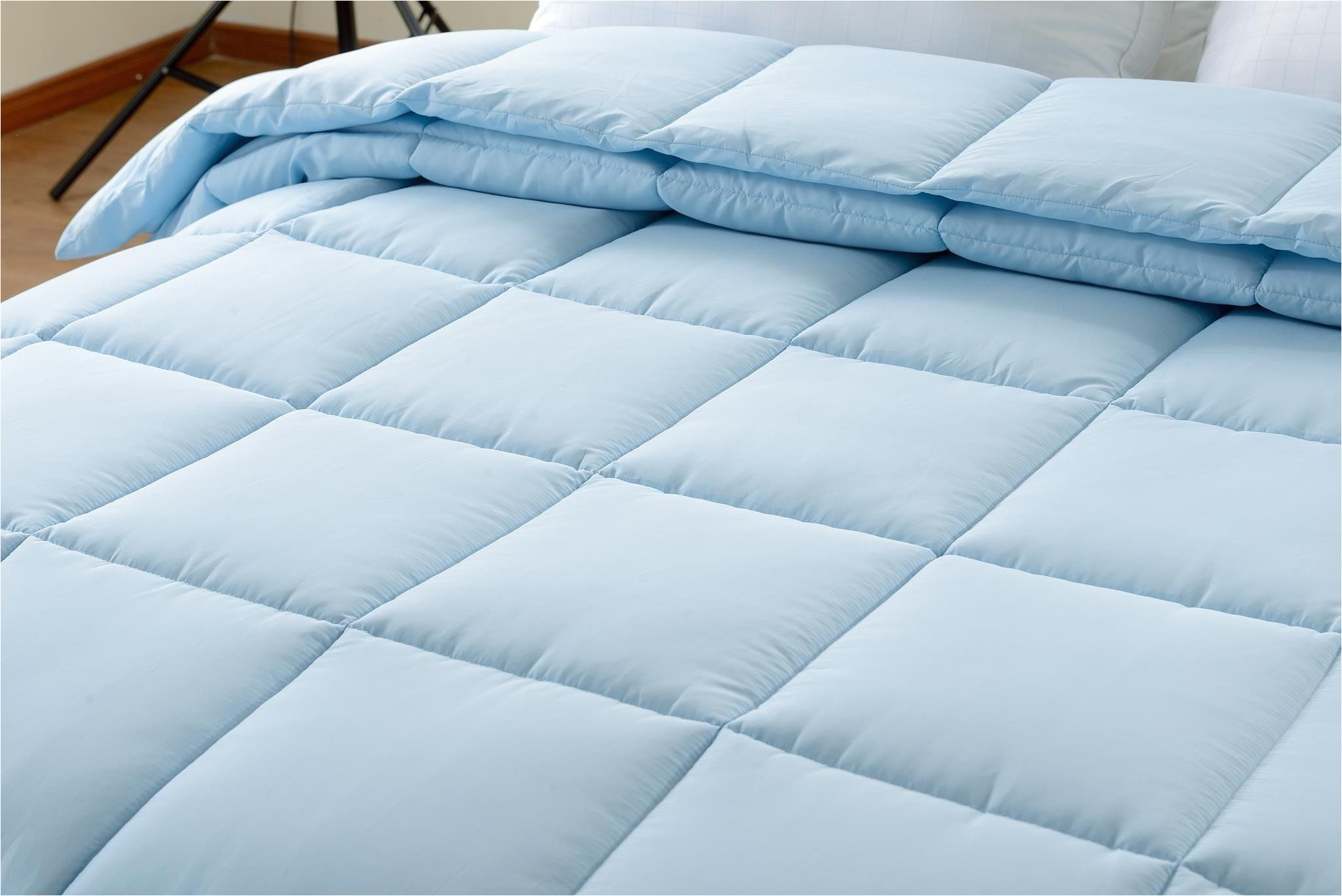 super oversized high quality down alternative comforter fits pillow top beds light