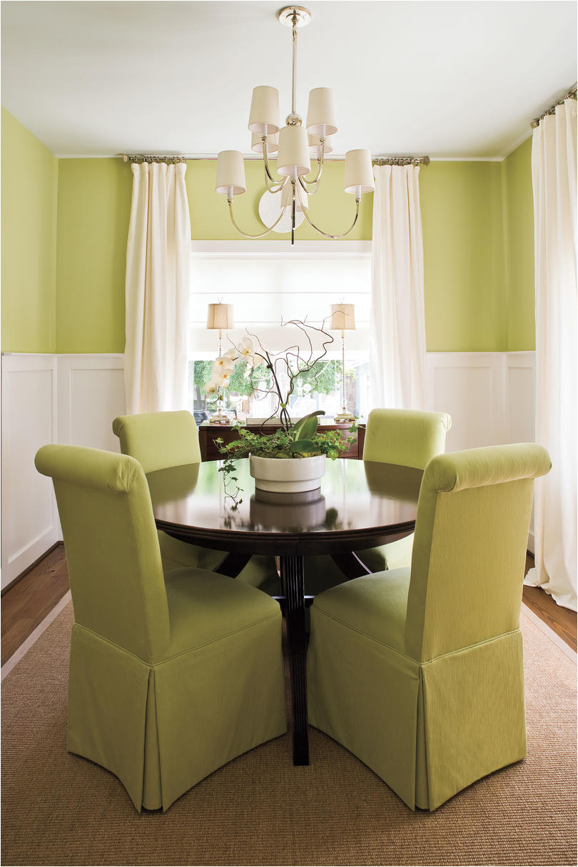 make a small dining room look larger