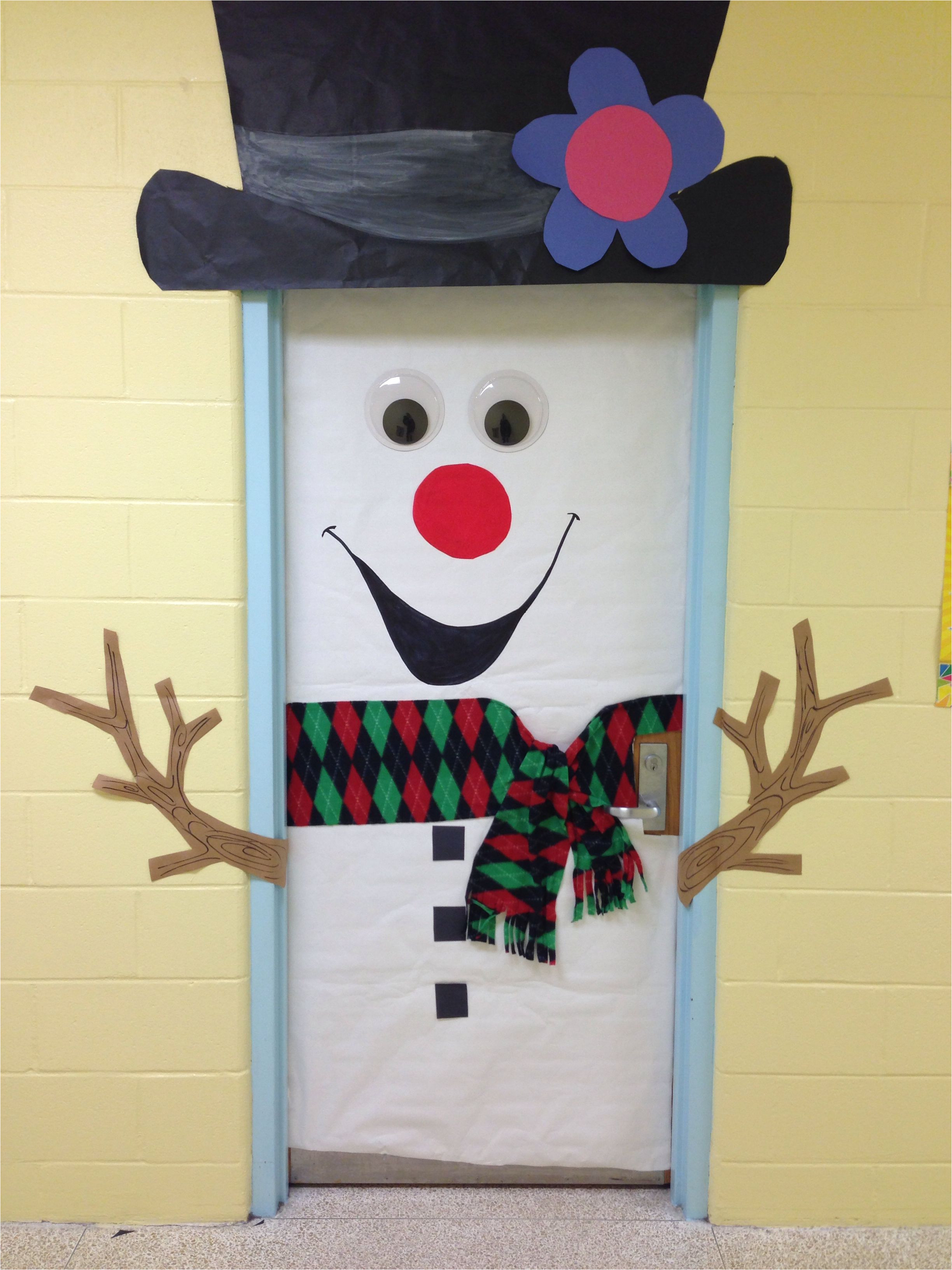 classroom door decoration christmas
