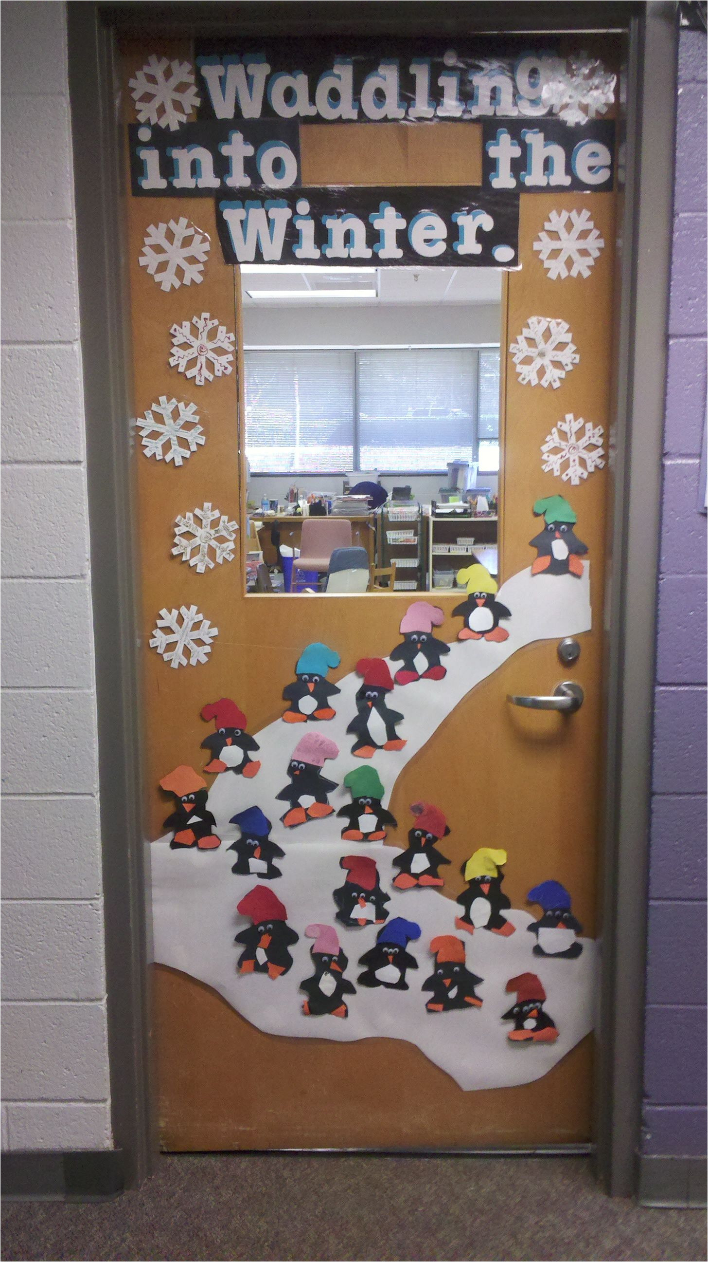 Winter Door Ideas for School Door Decoration Winter First Grade Pinterest Przedszkole