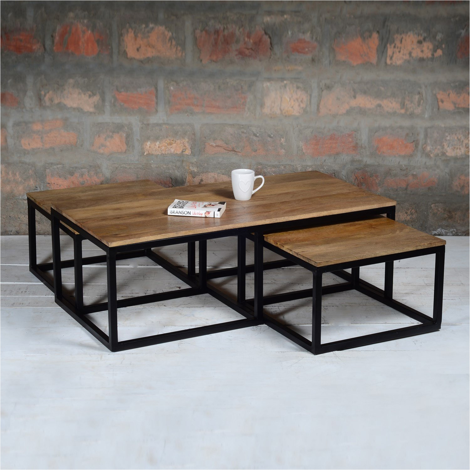 suri industrial nest of 3 coffee tables in mango wood and metal amazon co uk kitchen home