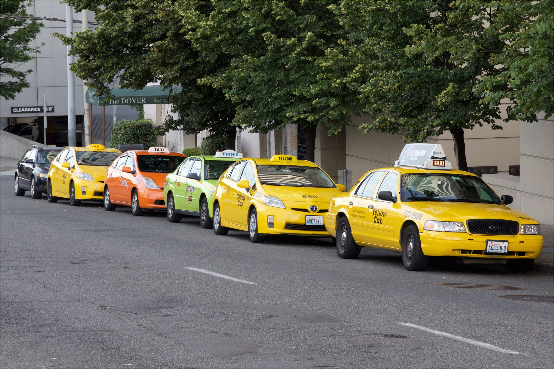 Yellow Cab Seattle Wa Phone Number Seattle Taxis Uber and Lyft where and How to Get A Ride In Seattle