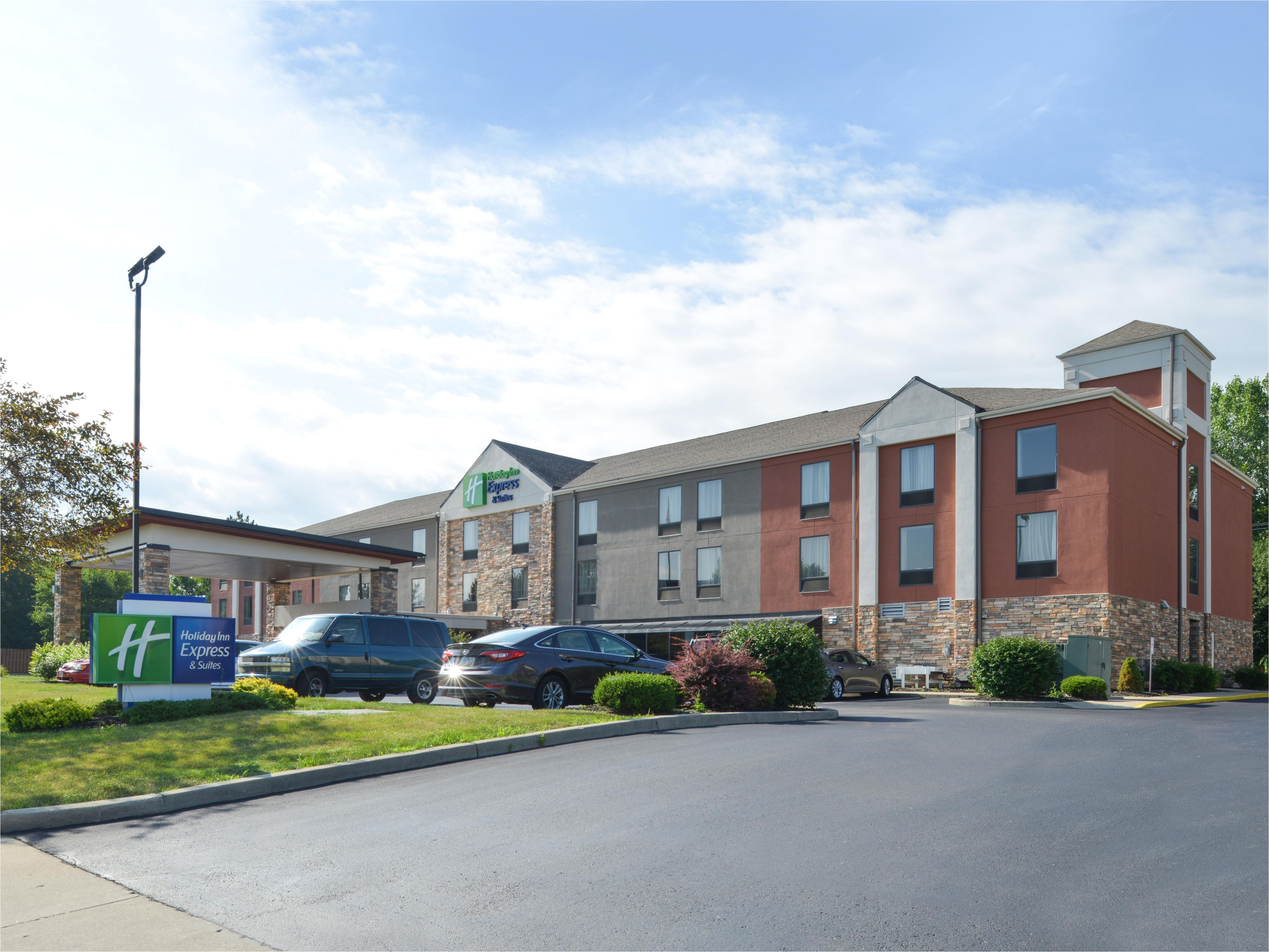 holiday inn express and suites huber heights 4690529443 4x3